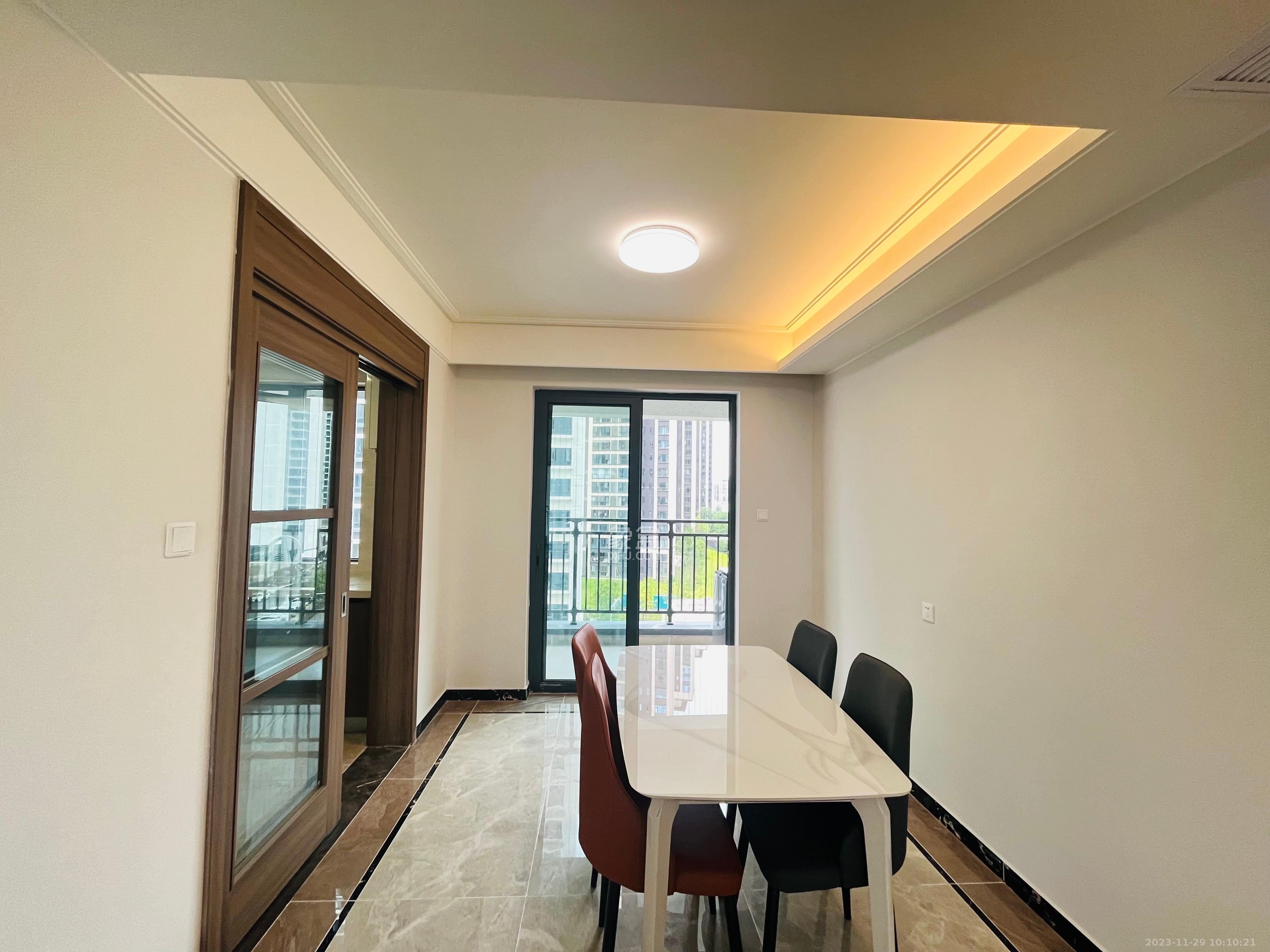 保利恒伟时光印象 4室2厅2卫 3300.0元/月 保利恒伟时光印象 4室2厅2卫 3300.0元/月室内图