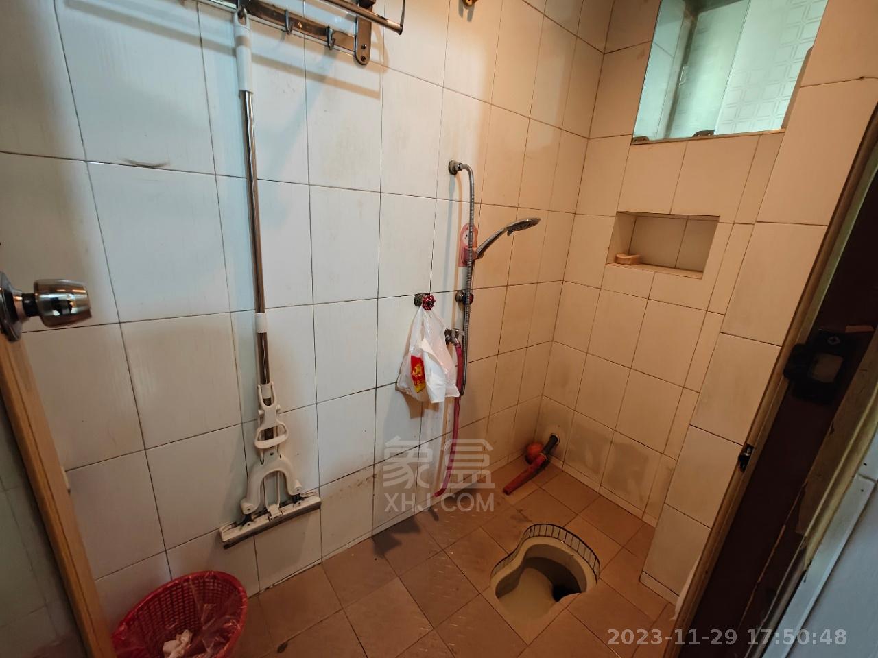 湘华社区(村)  3室2厅1卫   1300.00元/月室内图