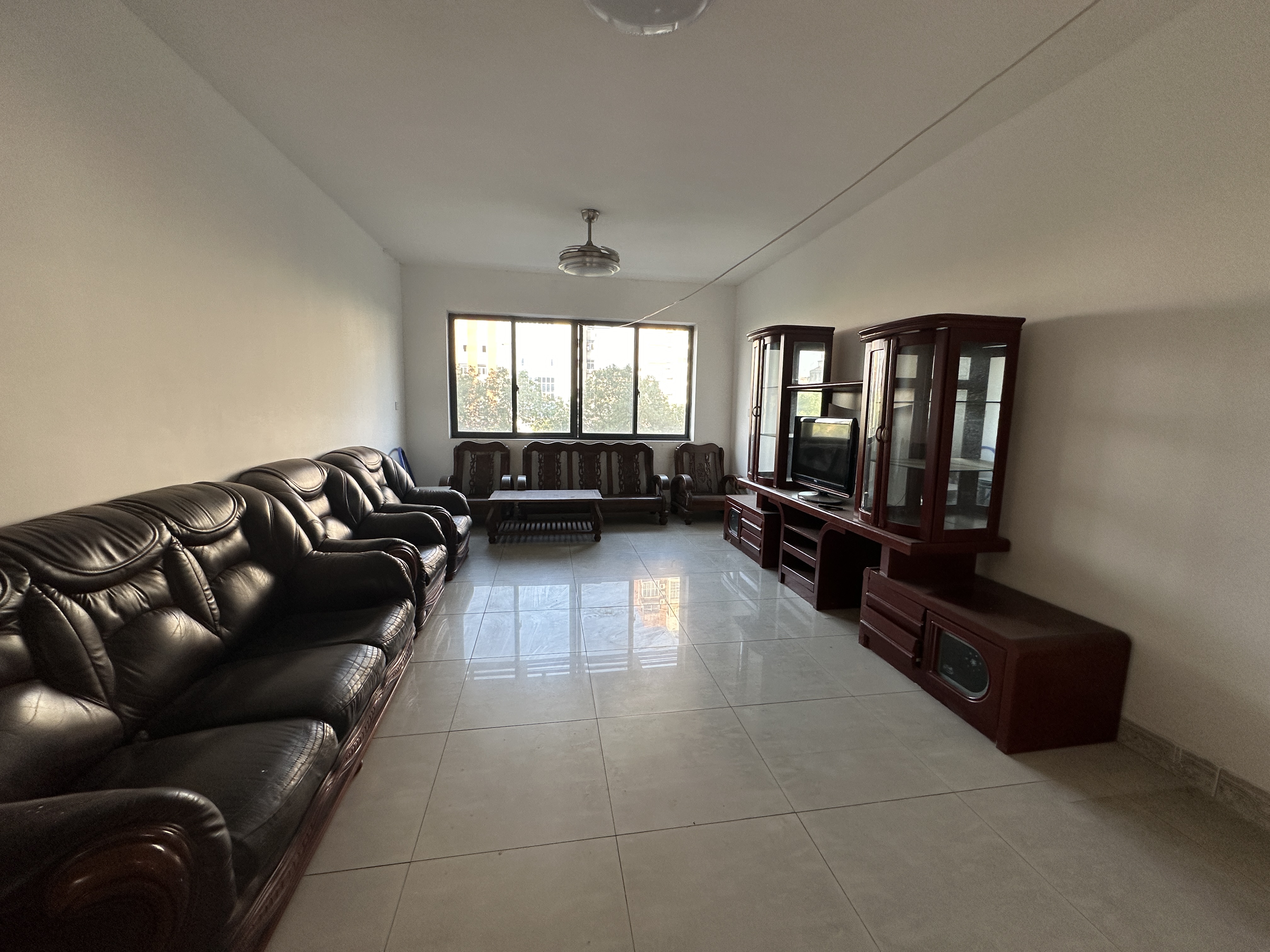 金泉小区 3室2厅2卫 55.8万 金泉小区 3室2厅2卫 55.8万室内图