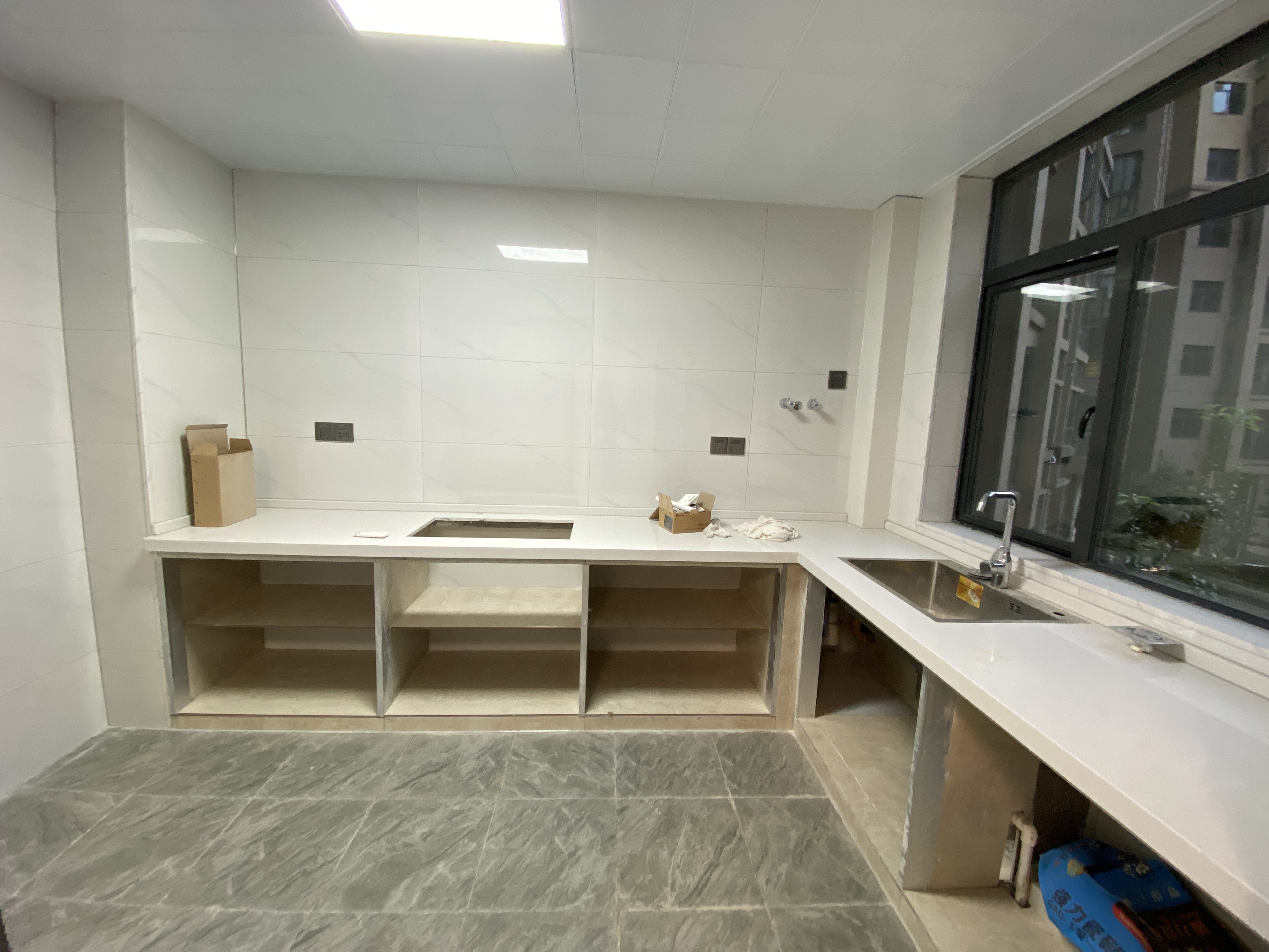 经世龙城 4室2厅2卫 105.0万 经世龙城 4室2厅2卫 105.0万室内图