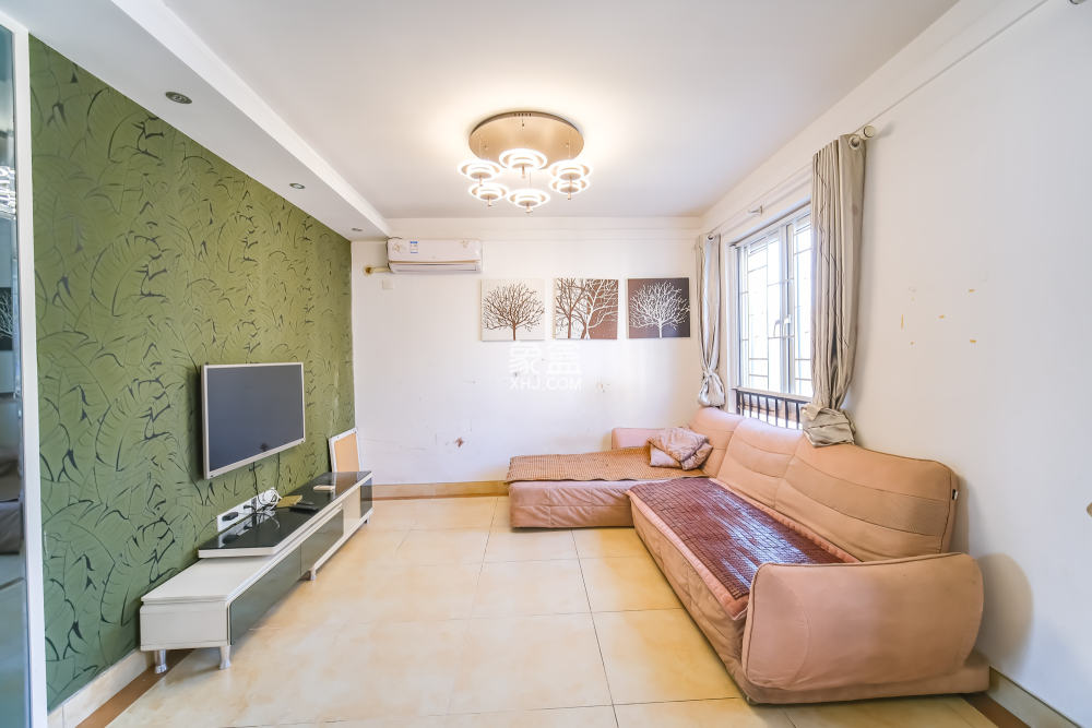 郡原居里  3室2厅1卫    55.0万