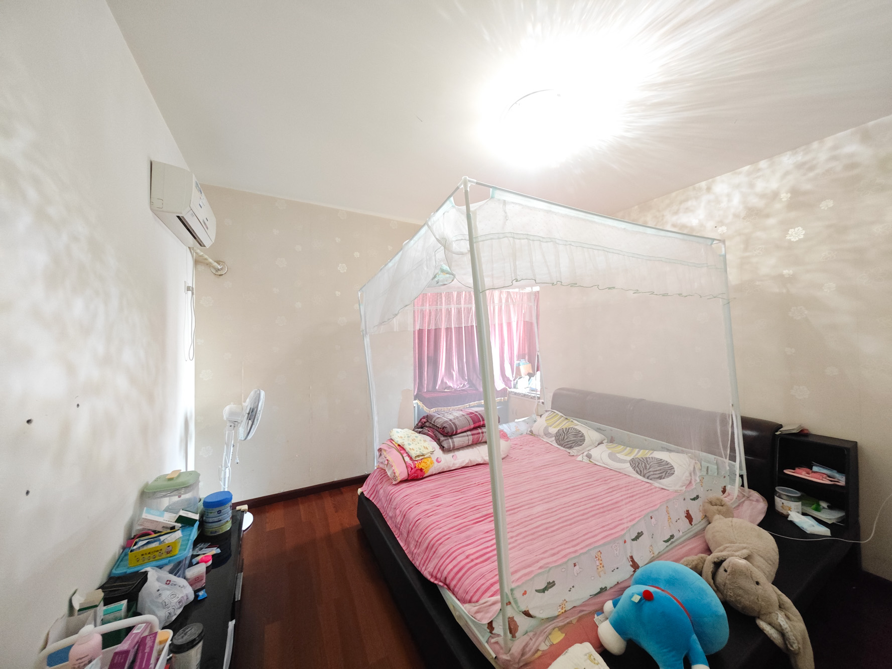 华盛世纪新城  3室2厅1卫    105.0万卧室