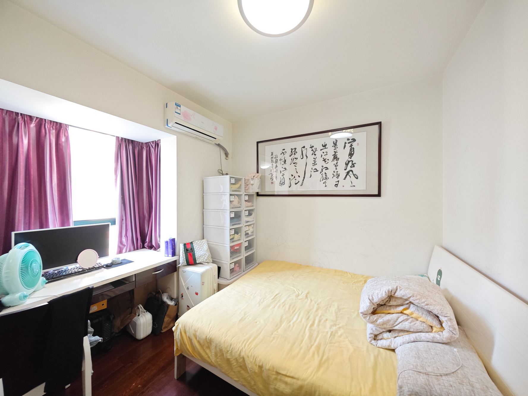 华盛世纪新城  3室2厅1卫    105.0万卧室