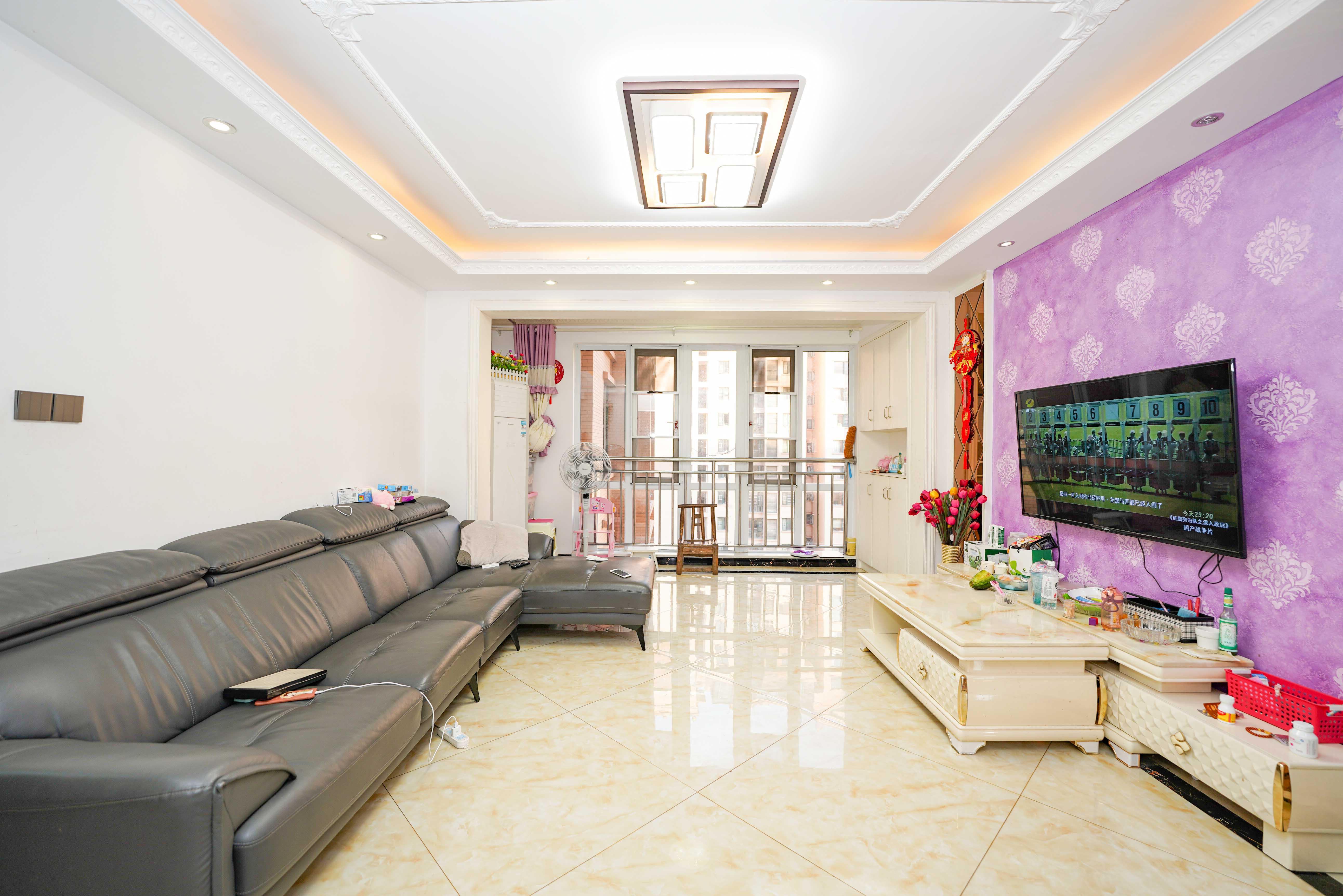 丽发新城  3室2厅1卫    83.0万 丽发新城  3室2厅1卫    83.0万