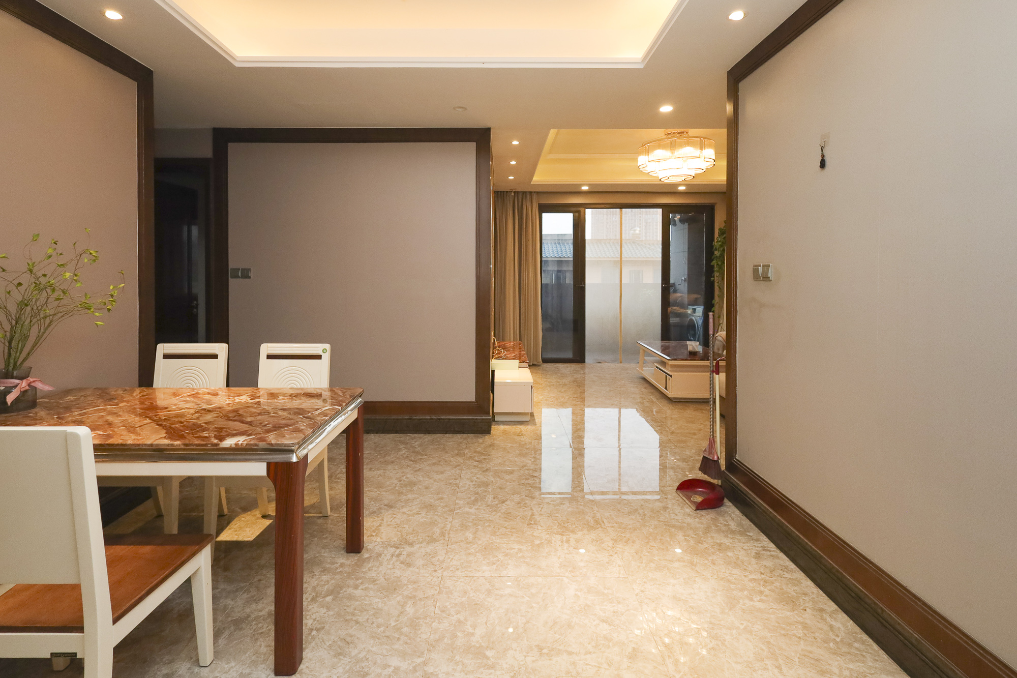 恒大御景天下城一期  3室2厅1卫    105.0万 恒大御景天下城一期  3室2厅1卫    105.0万其他