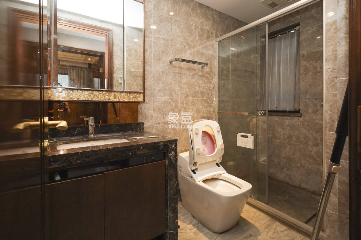 恒大御景天下城一期  3室2厅1卫    105.0万 恒大御景天下城一期  3室2厅1卫    105.0万卫生间