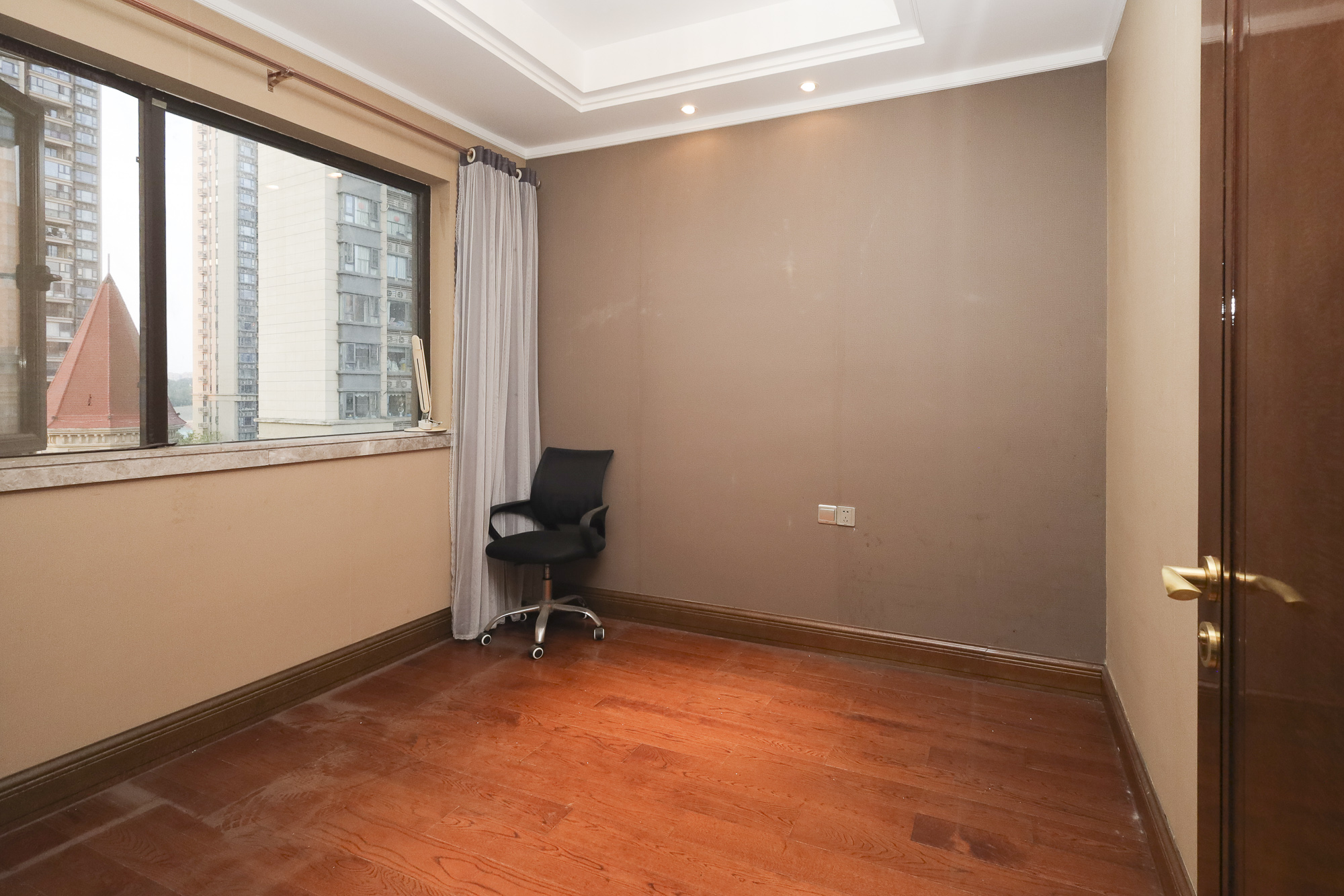 恒大御景天下城一期  3室2厅1卫    105.0万 恒大御景天下城一期  3室2厅1卫    105.0万卧室