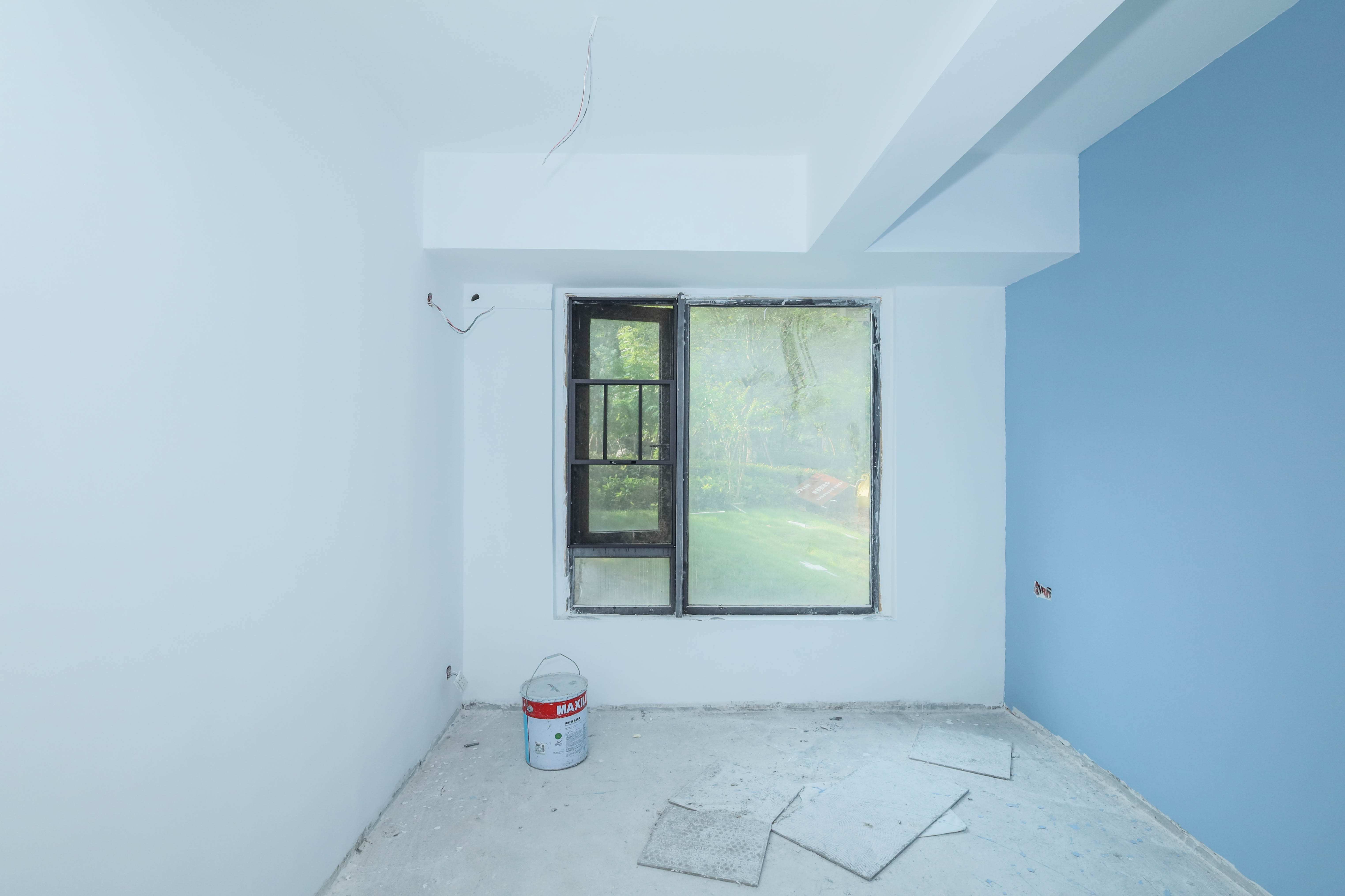 建发央著  4室2厅2卫   226.80万卧室