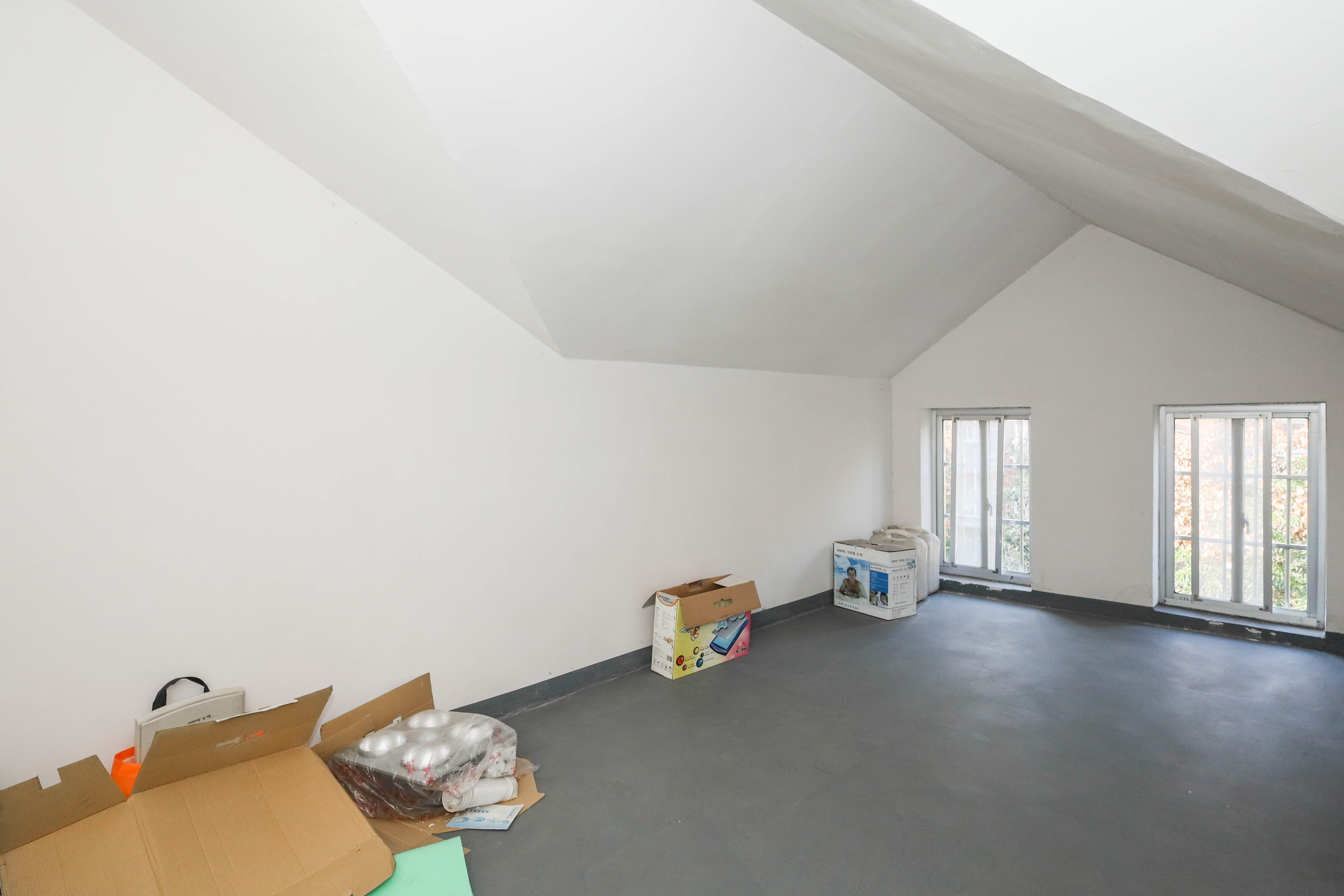 山水英伦 4室2厅3卫 190.0万 山水英伦 4室2厅3卫 190.0万其他