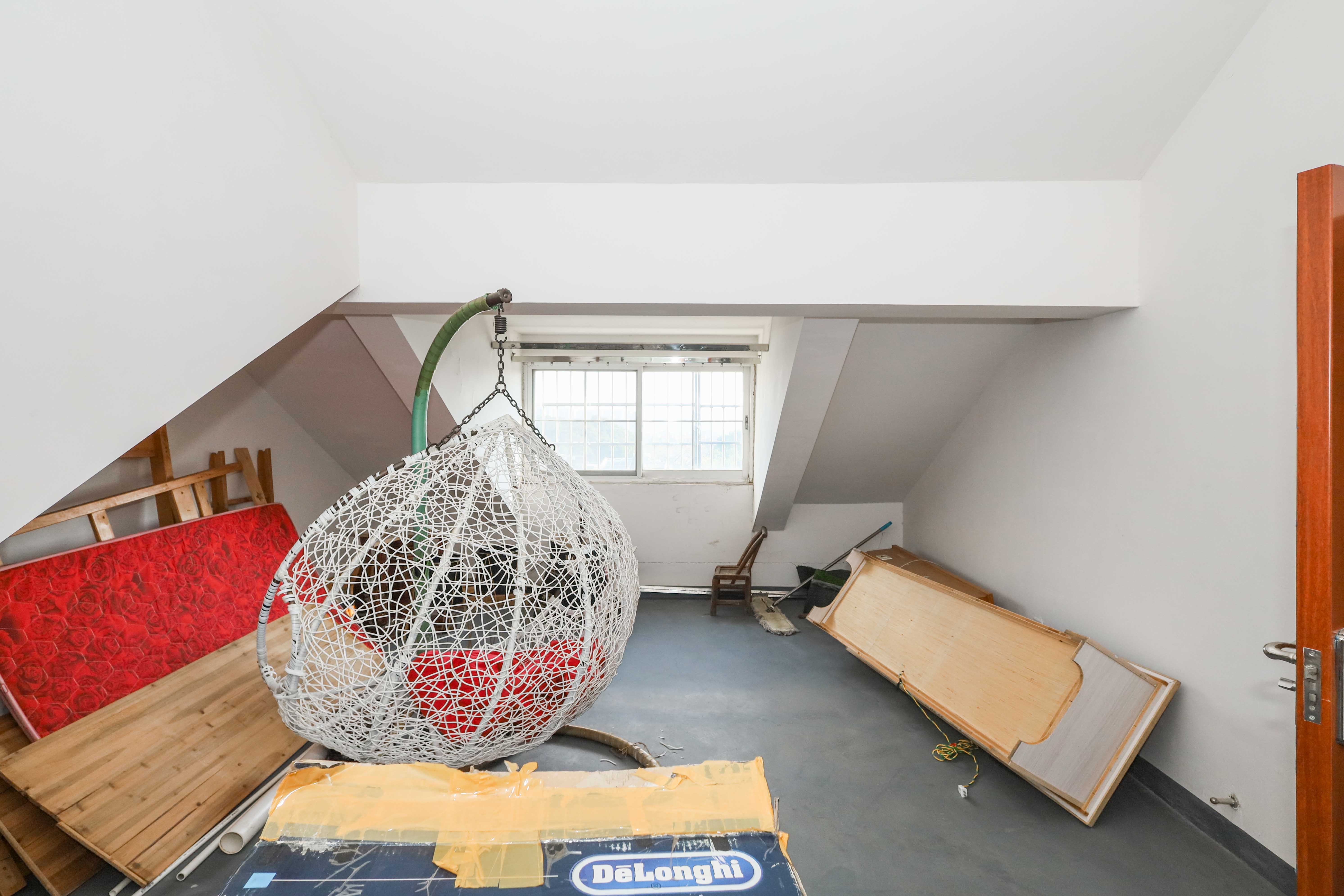 山水英伦 4室2厅3卫 190.0万 山水英伦 4室2厅3卫 190.0万其他