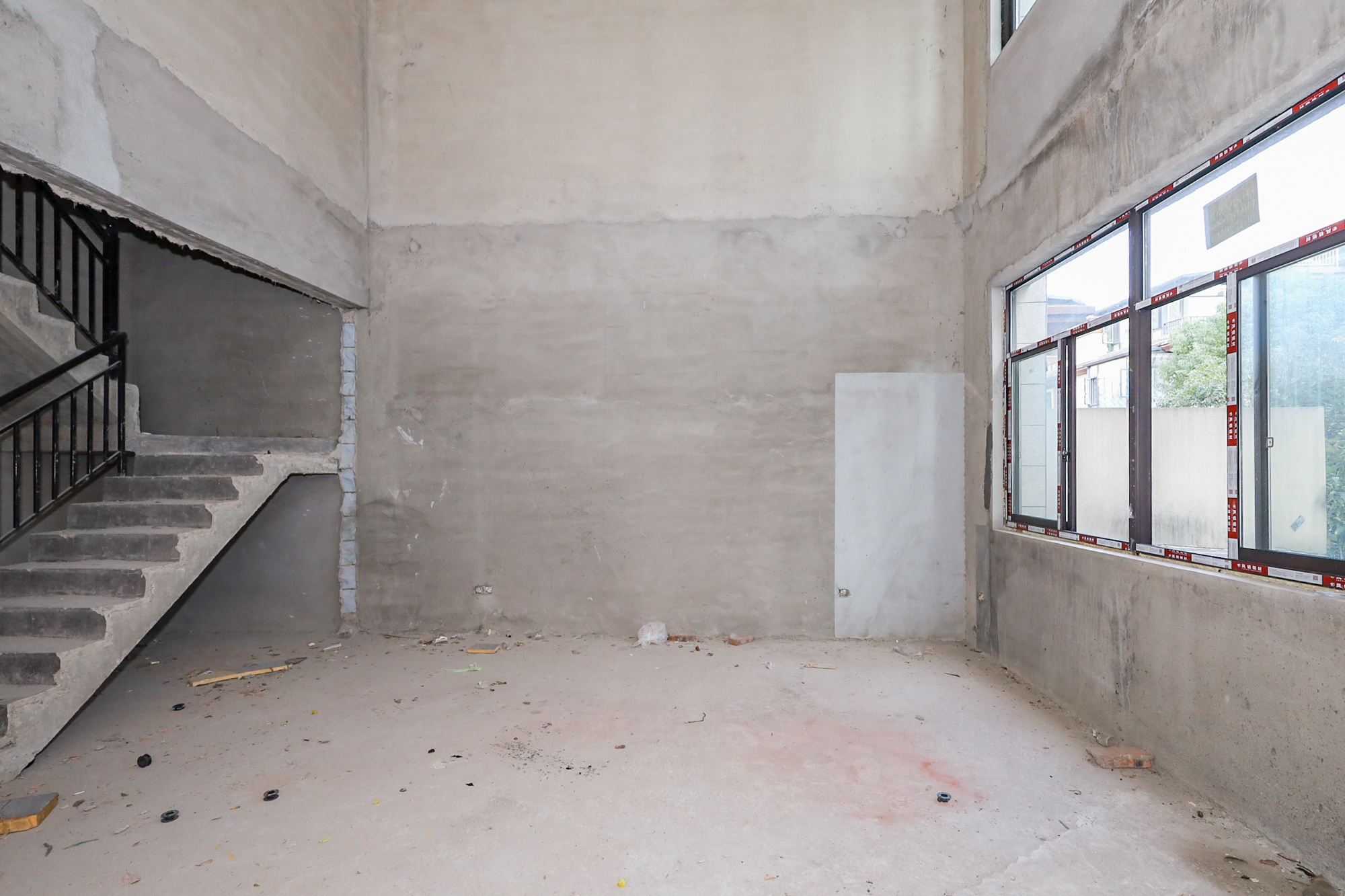 碧桂园高尔夫花园 4室2厅3卫 298.0万 碧桂园高尔夫花园 4室2厅3卫 298.0万客厅