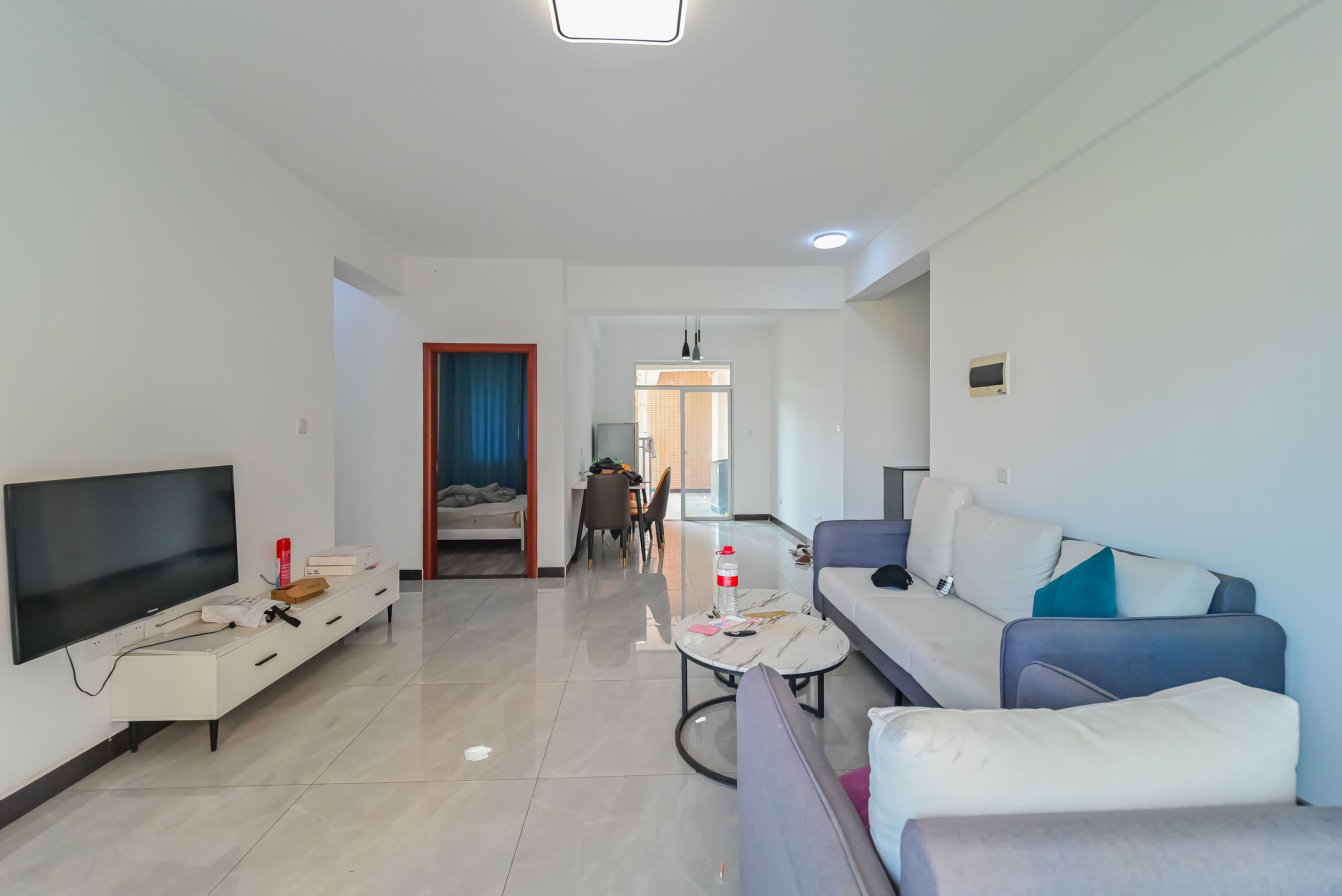 城市山水豪园（山水城市风景）  3室2厅2卫    118.0万客厅