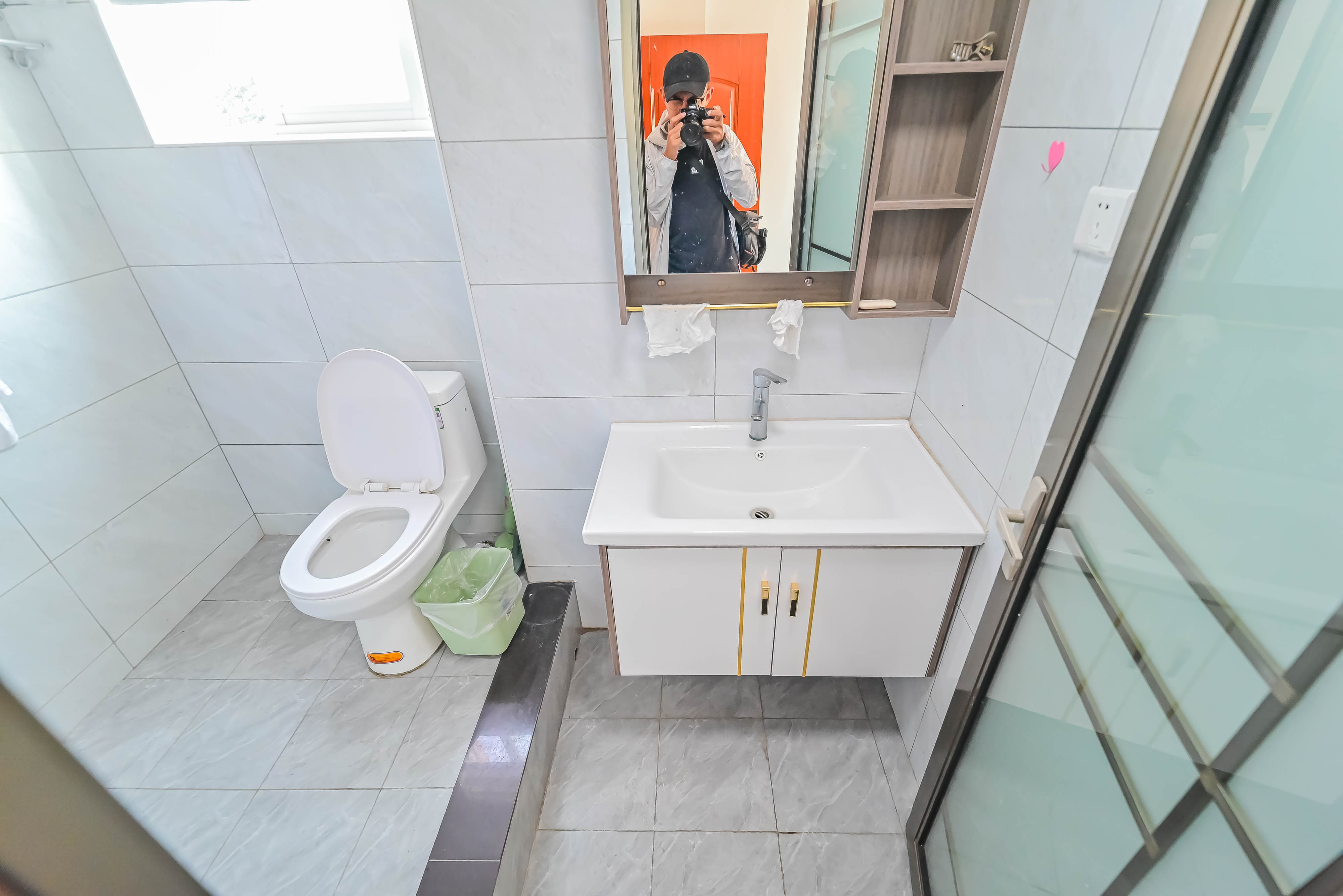 城市山水豪园（山水城市风景）  3室2厅2卫    118.0万卫生间