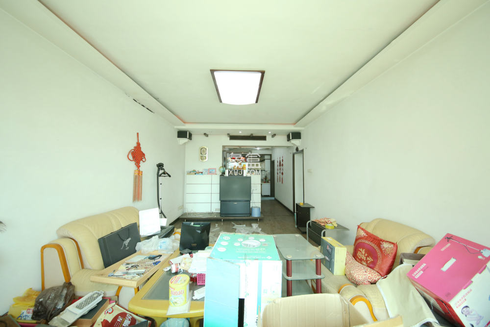 高速公路管理局宿舍  3室2厅2卫   72.00万