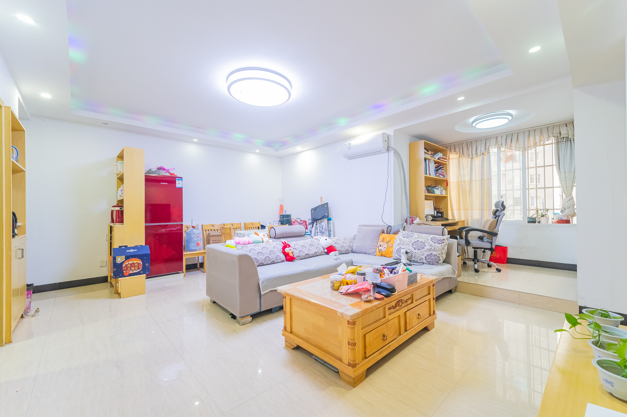 锦璨家园 3室2厅1卫 59.00万 锦璨家园 3室2厅1卫 59.00万客厅