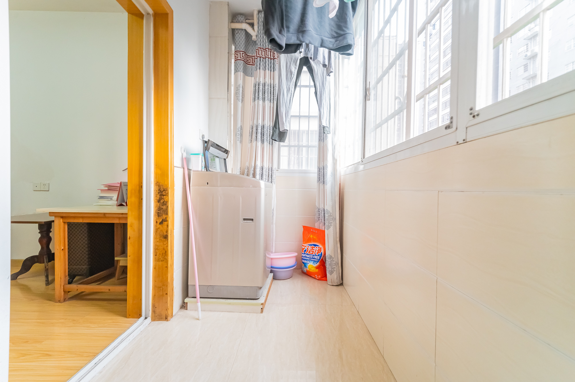 锦璨家园 3室2厅1卫 59.00万 锦璨家园 3室2厅1卫 59.00万阳台