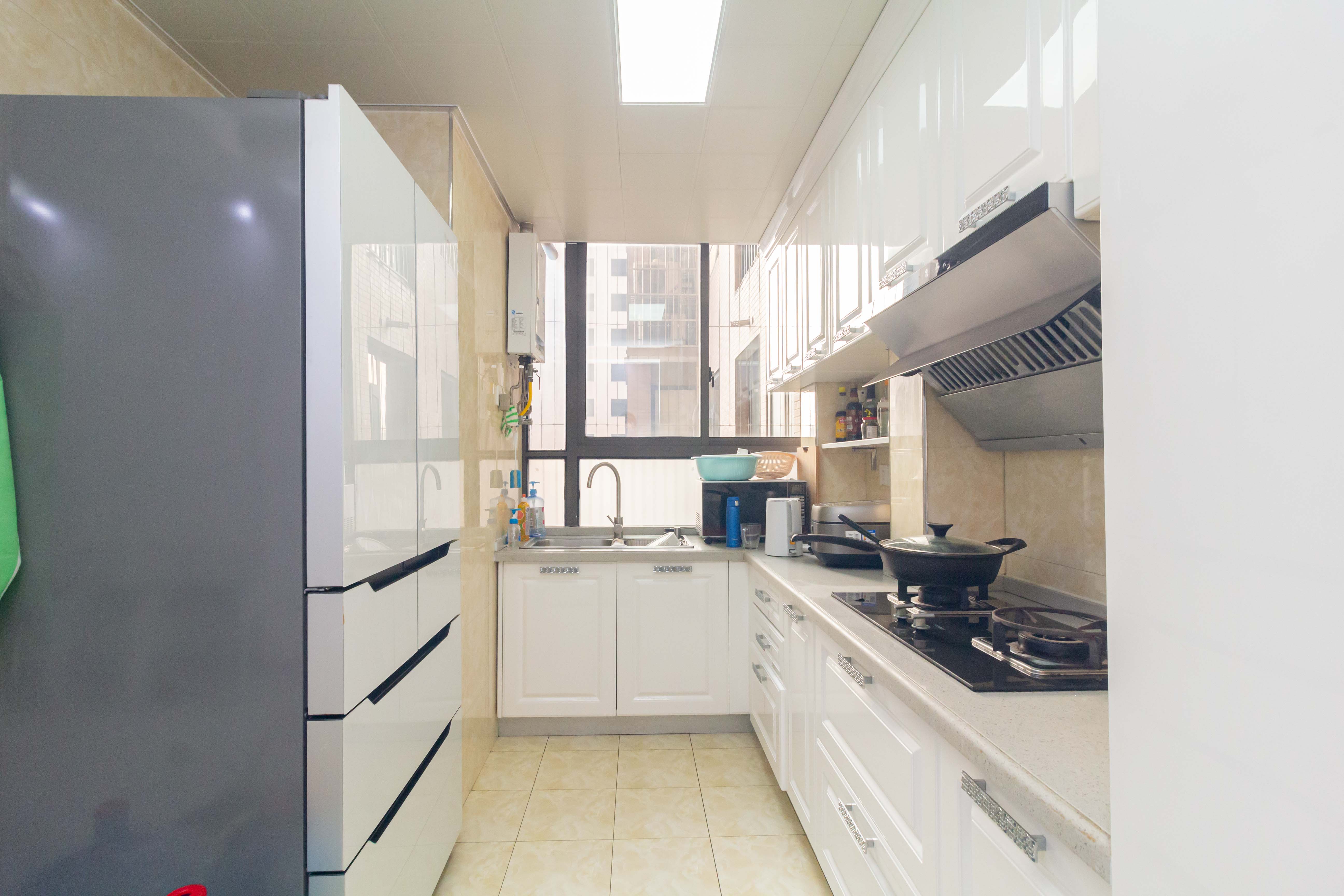 紫云阁 2室2厅1卫 56.0万 紫云阁 2室2厅1卫 56.0万厨房