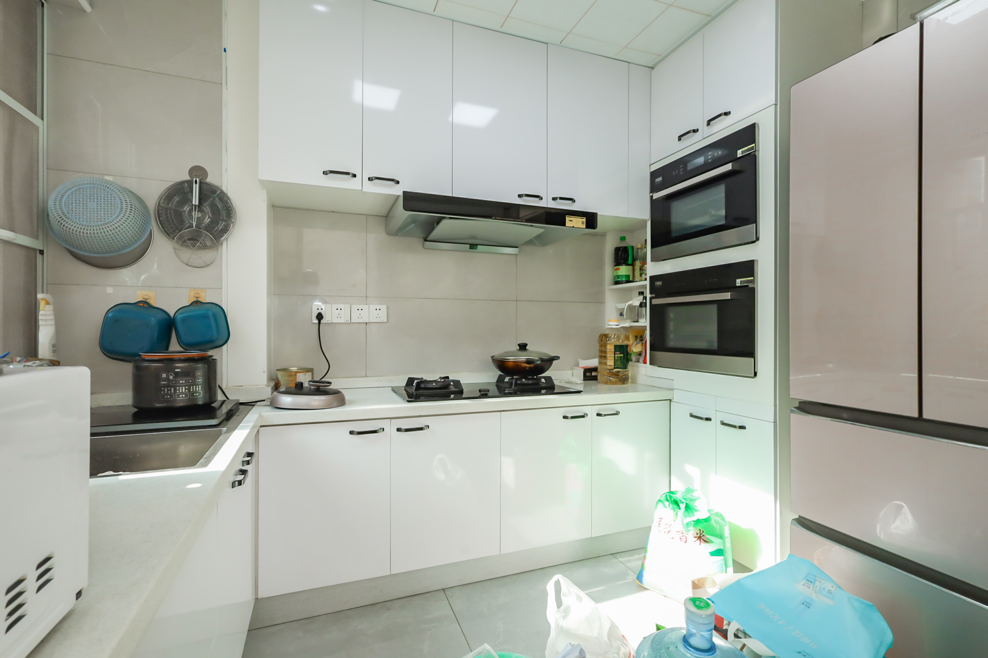 保利天禧D区 4室2厅2卫 302.18万 保利天禧D区 4室2厅2卫 302.18万厨房