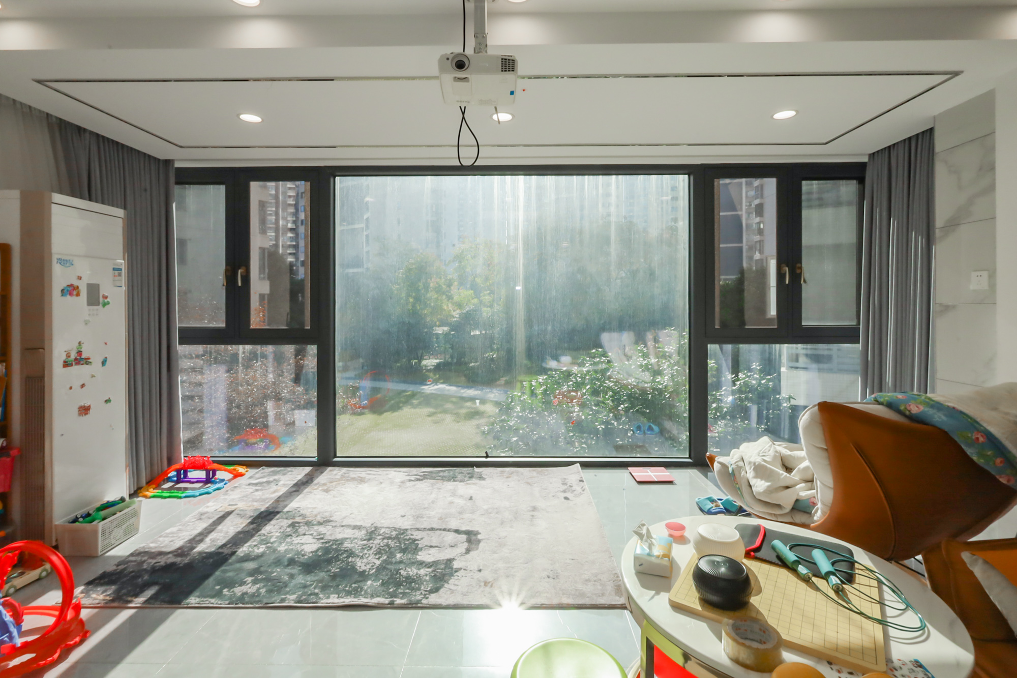 保利天禧D区 4室2厅2卫 302.18万 保利天禧D区 4室2厅2卫 302.18万阳台