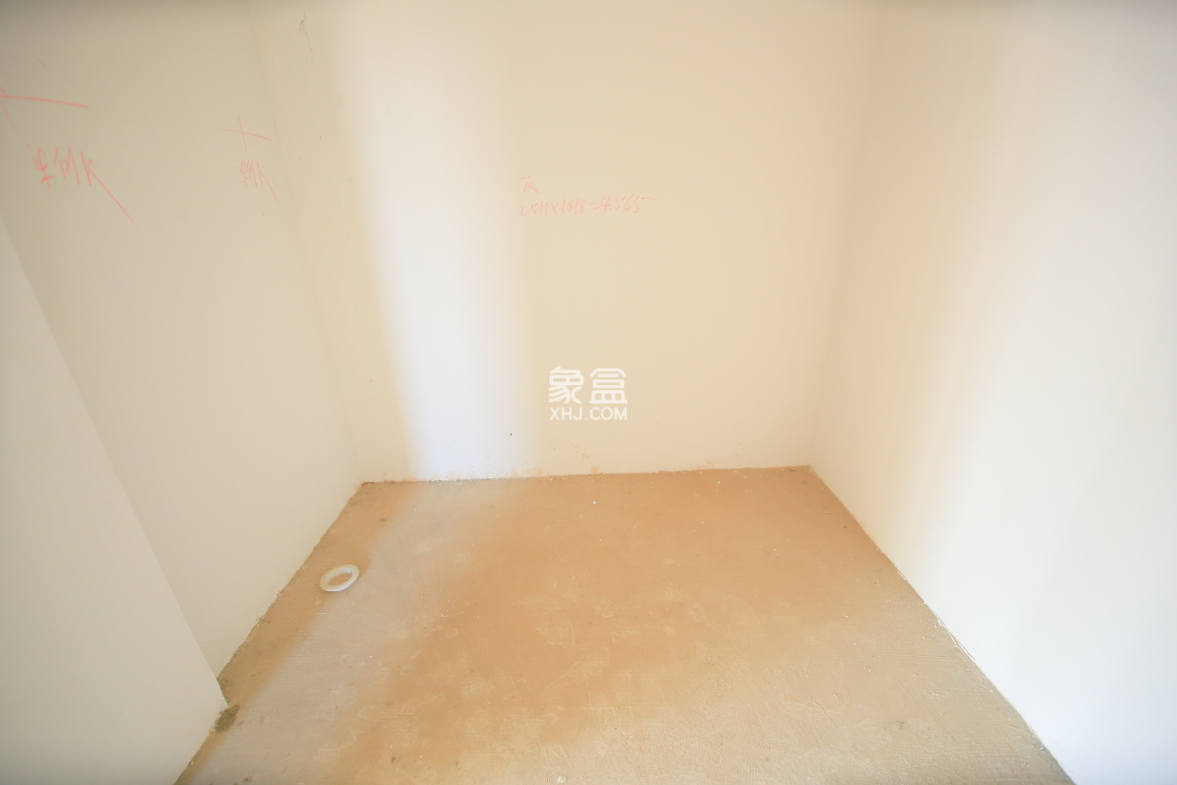 鑫苑木莲世家 4室2厅2卫 235.0万 鑫苑木莲世家 4室2厅2卫 235.0万其他