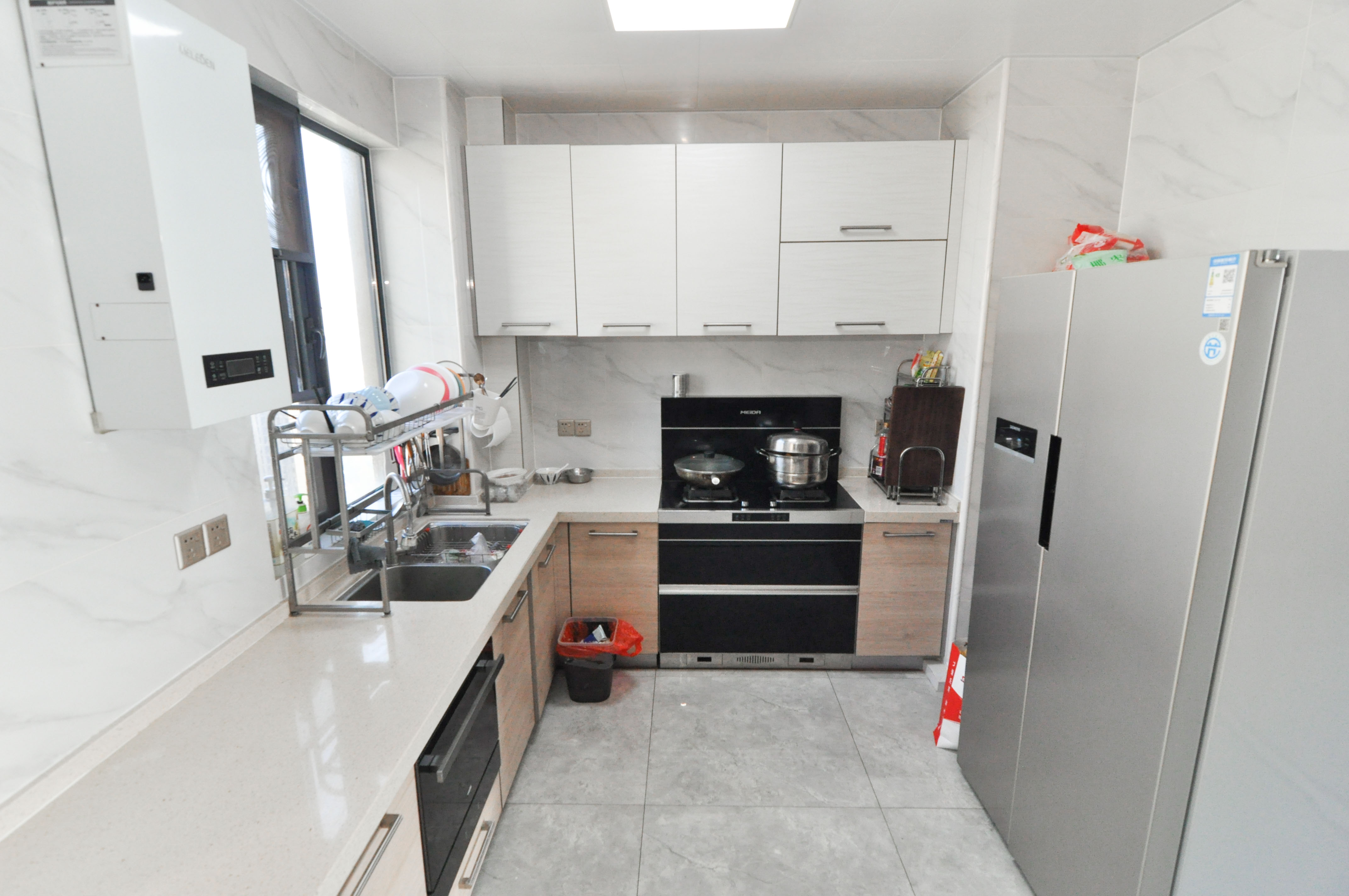 中建梅溪湖中心 4室2厅2卫 285.0万 中建梅溪湖中心 4室2厅2卫 285.0万厨房