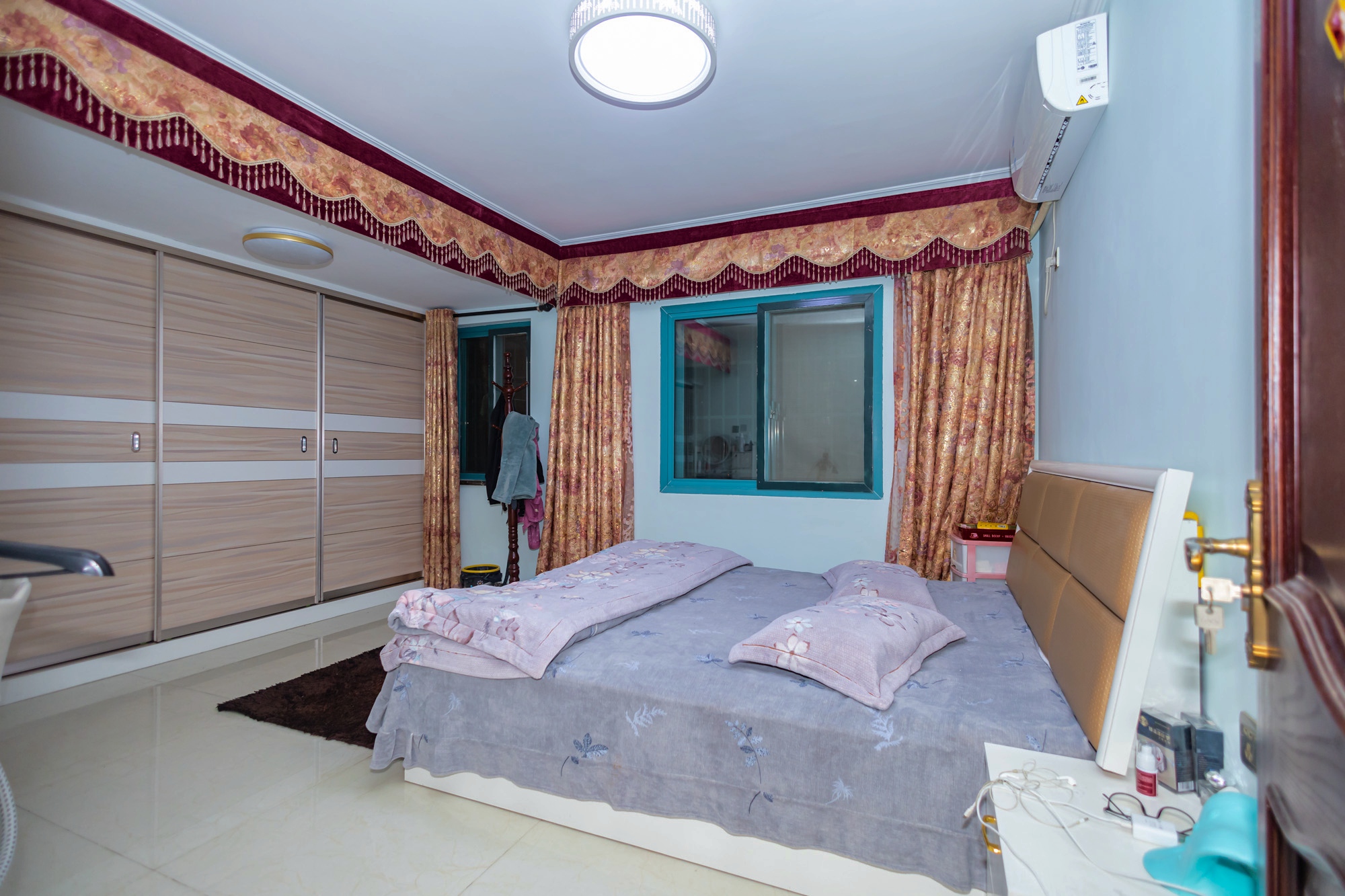 蝴蝶谷 3室2厅1卫 69.8万 蝴蝶谷 3室2厅1卫 69.8万卧室