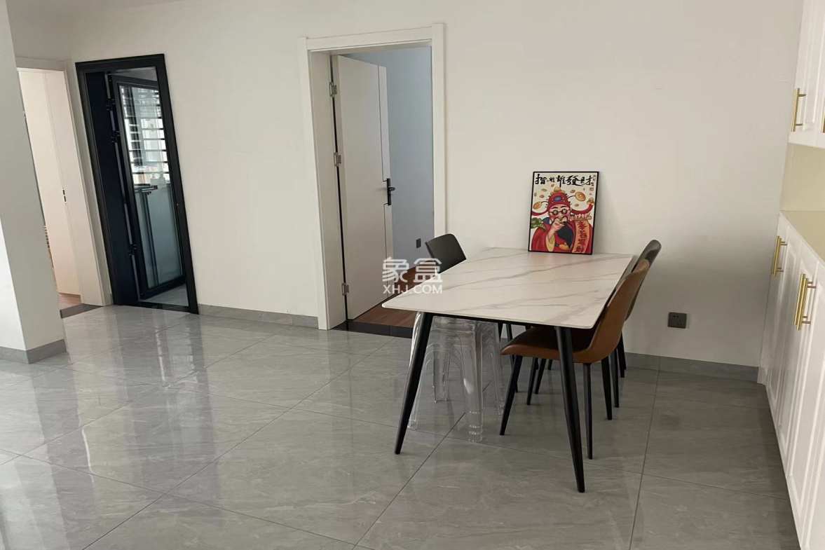 玉鑫巴陵星城 2室2厅1卫 2200.00元/月 玉鑫巴陵星城 2室2厅1卫 2200.00元/月室内图