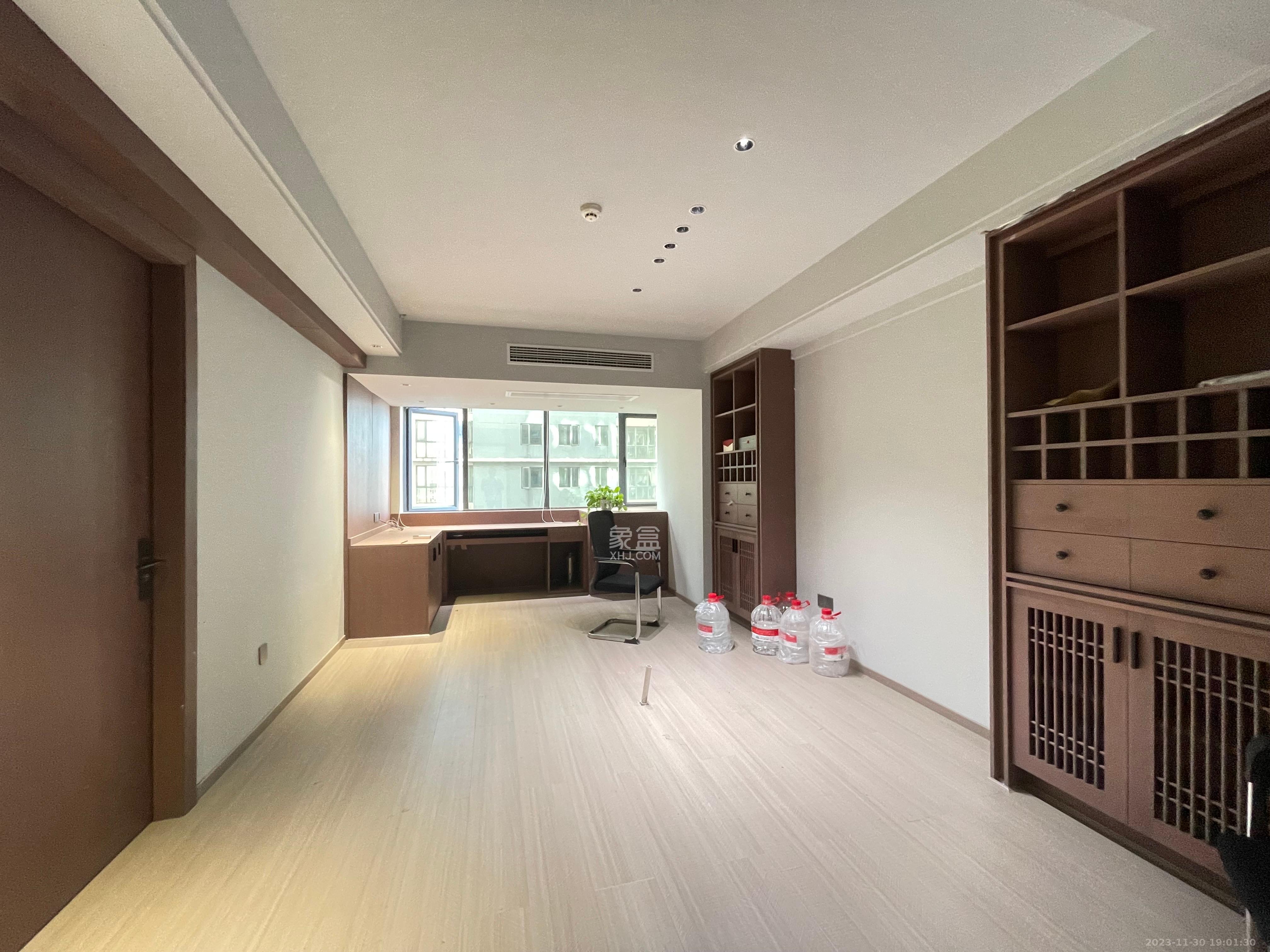 湘域中央  1室1厅1卫   16000.00元/月室内图