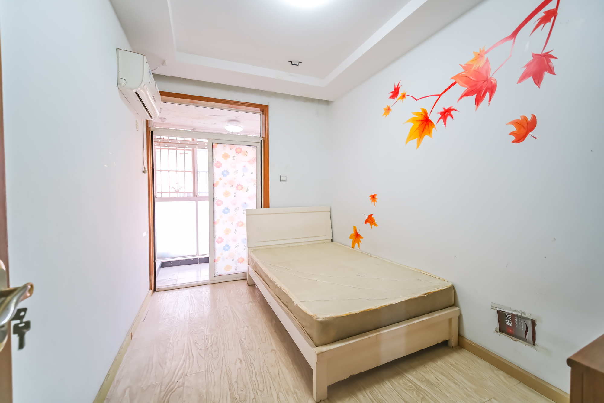 湘瑞家园 2室2厅1卫 56.0万 湘瑞家园 2室2厅1卫 56.0万卧室