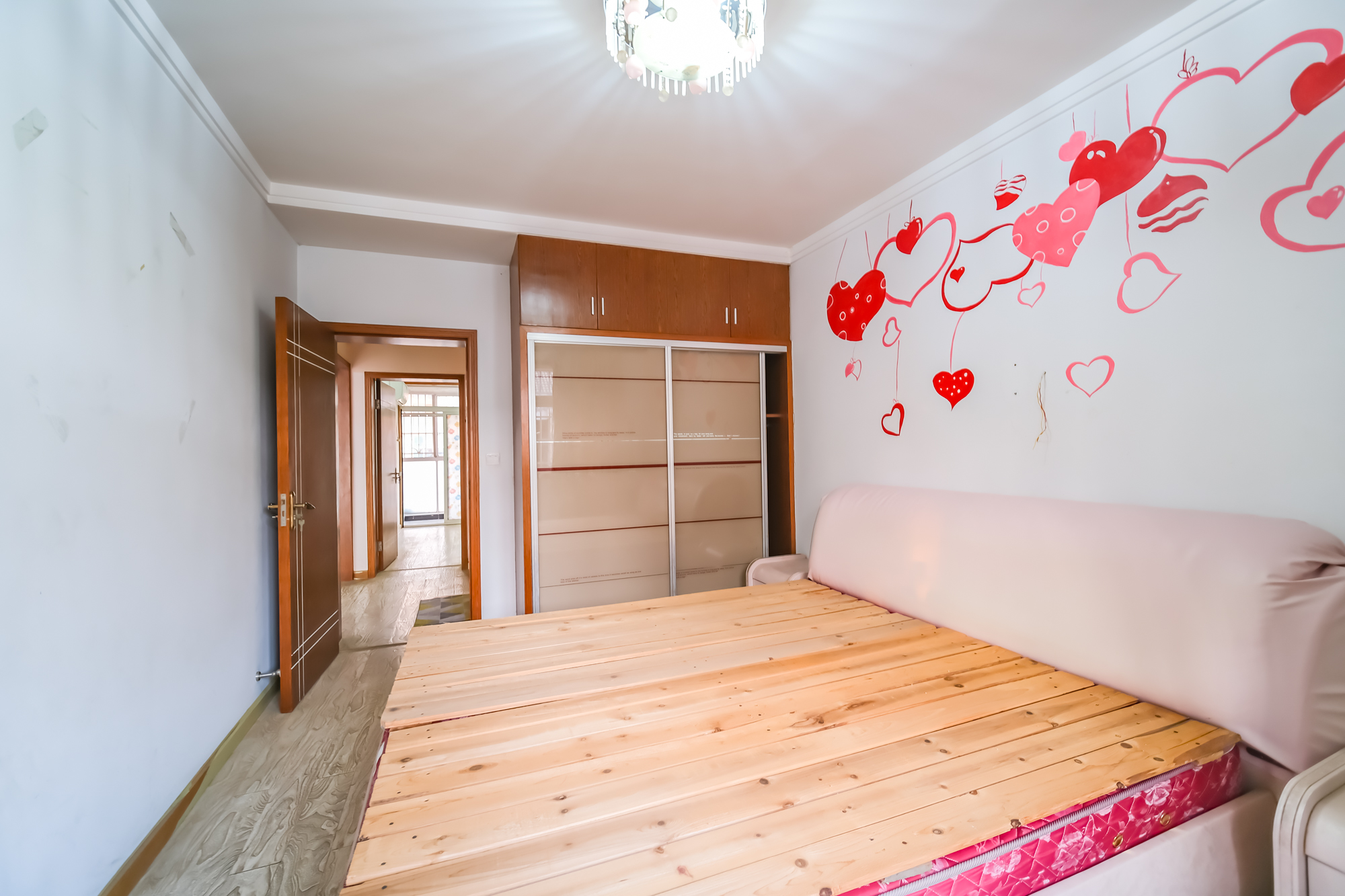 湘瑞家园 2室2厅1卫 56.0万 湘瑞家园 2室2厅1卫 56.0万卧室