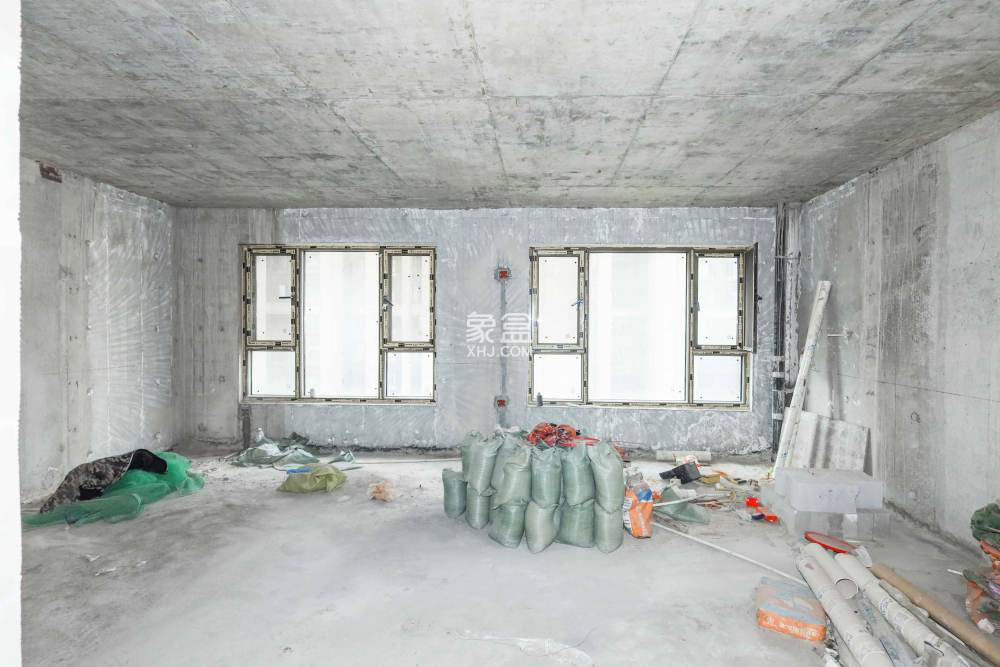 建发央著  4室2厅1卫   195.00万