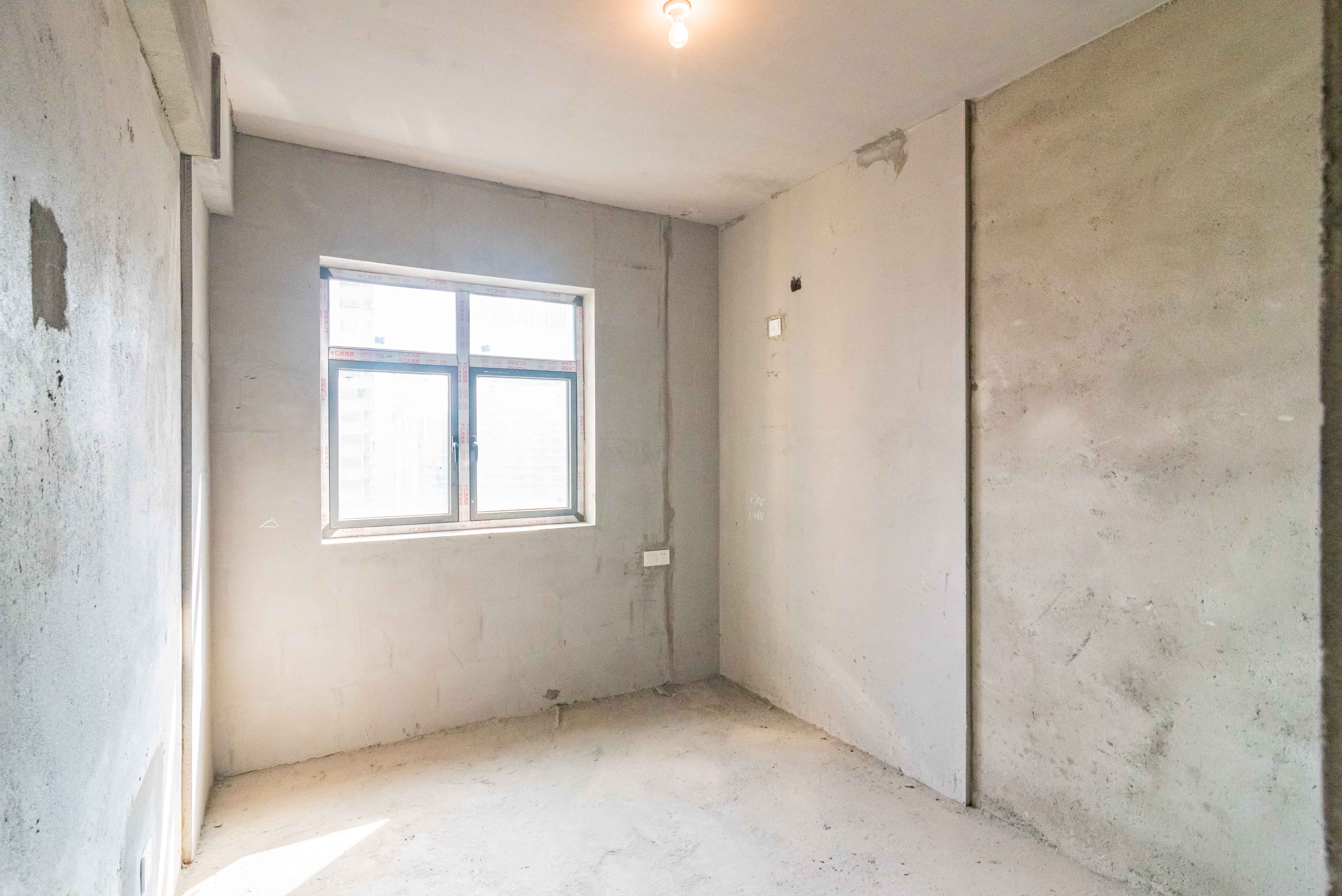 天健城  3室2厅1卫    139.8万卧室