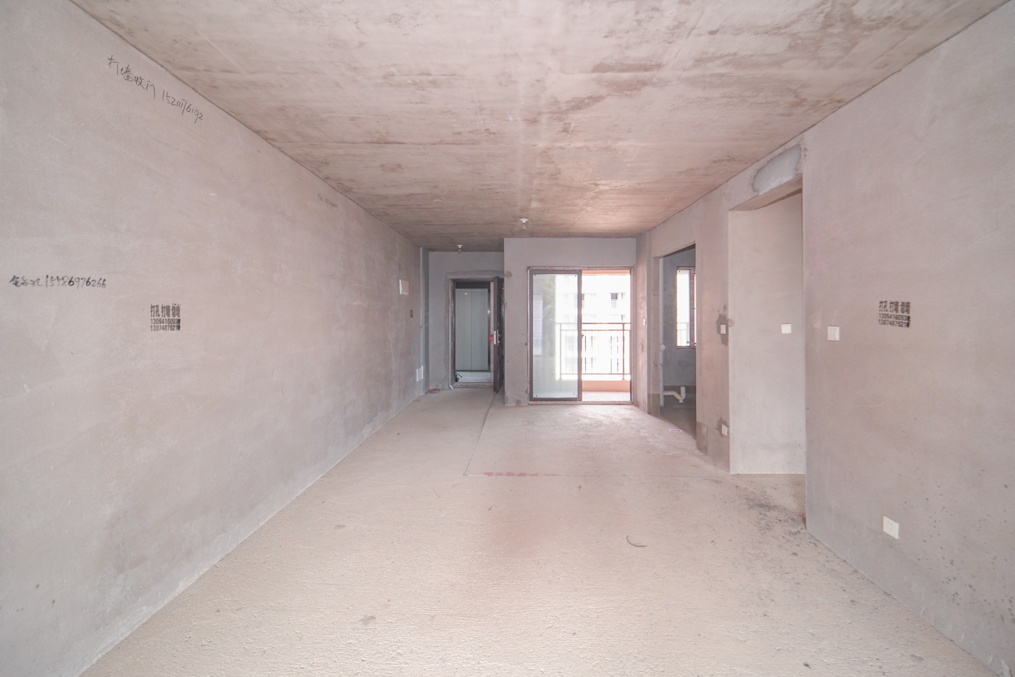 澳海文澜府 4室2厅2卫 100.0万 澳海文澜府 4室2厅2卫 100.0万其他