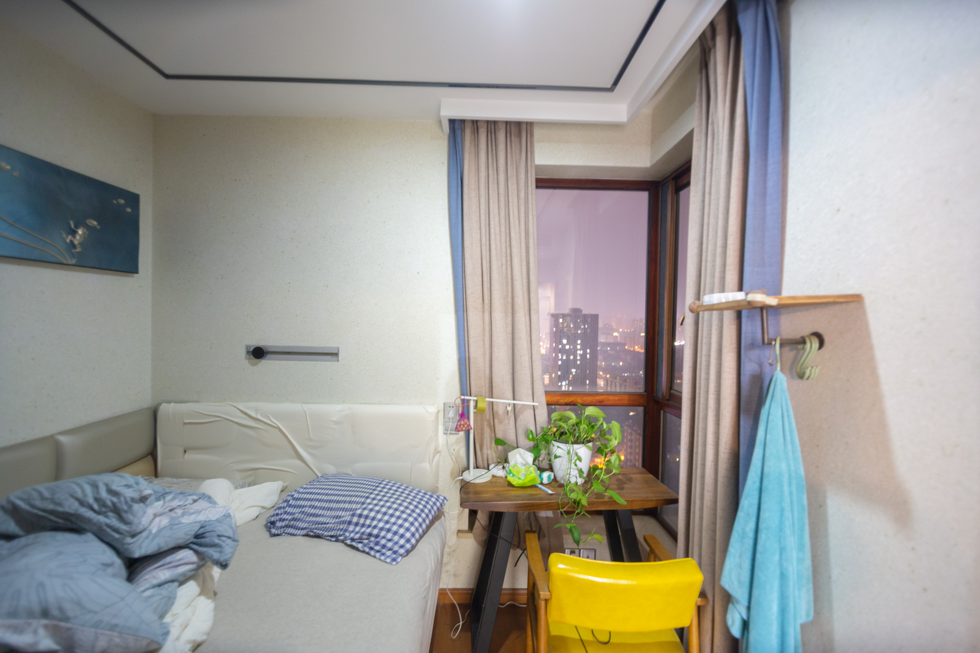 蓝光幸福满庭  2室2厅1卫   86.00万卧室