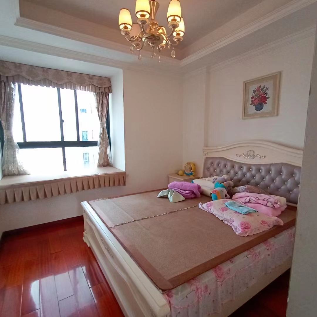 金碧花园 4室2厅2卫 110.0万 金碧花园 4室2厅2卫 110.0万室内图