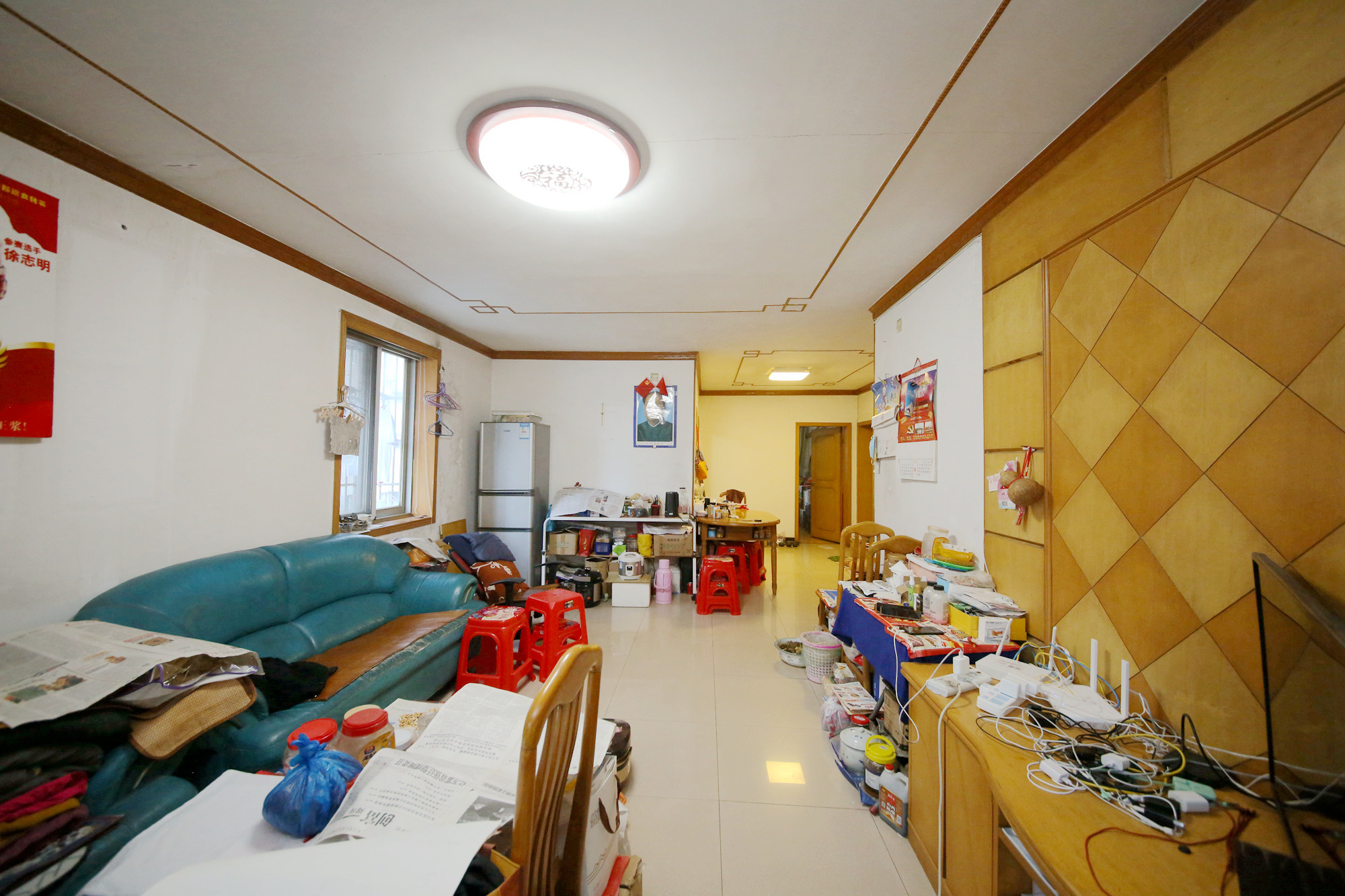 东广济桥社区  3室2厅2卫   92.00万客厅