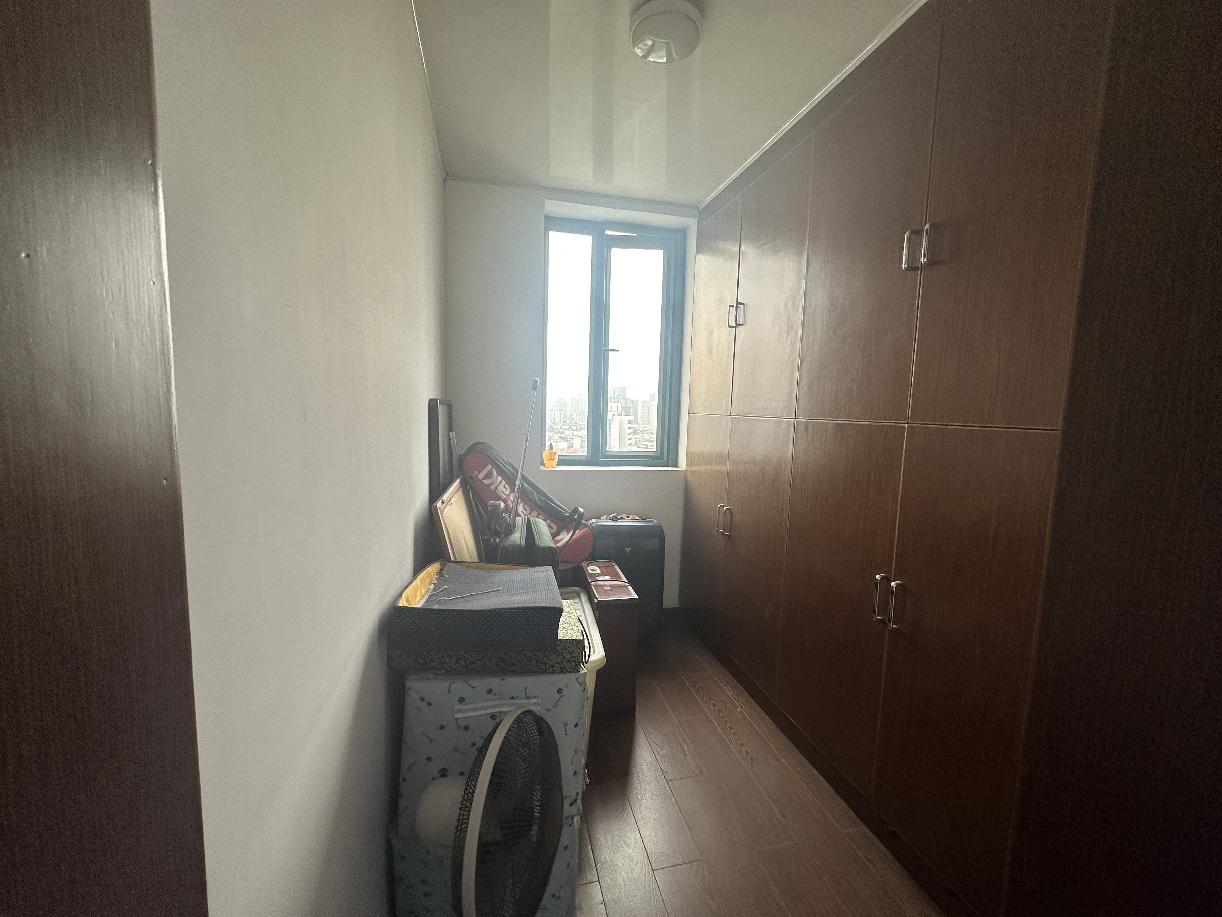 蓝盾景园二期 4室2厅2卫 62.8万 蓝盾景园二期 4室2厅2卫 62.8万室内图