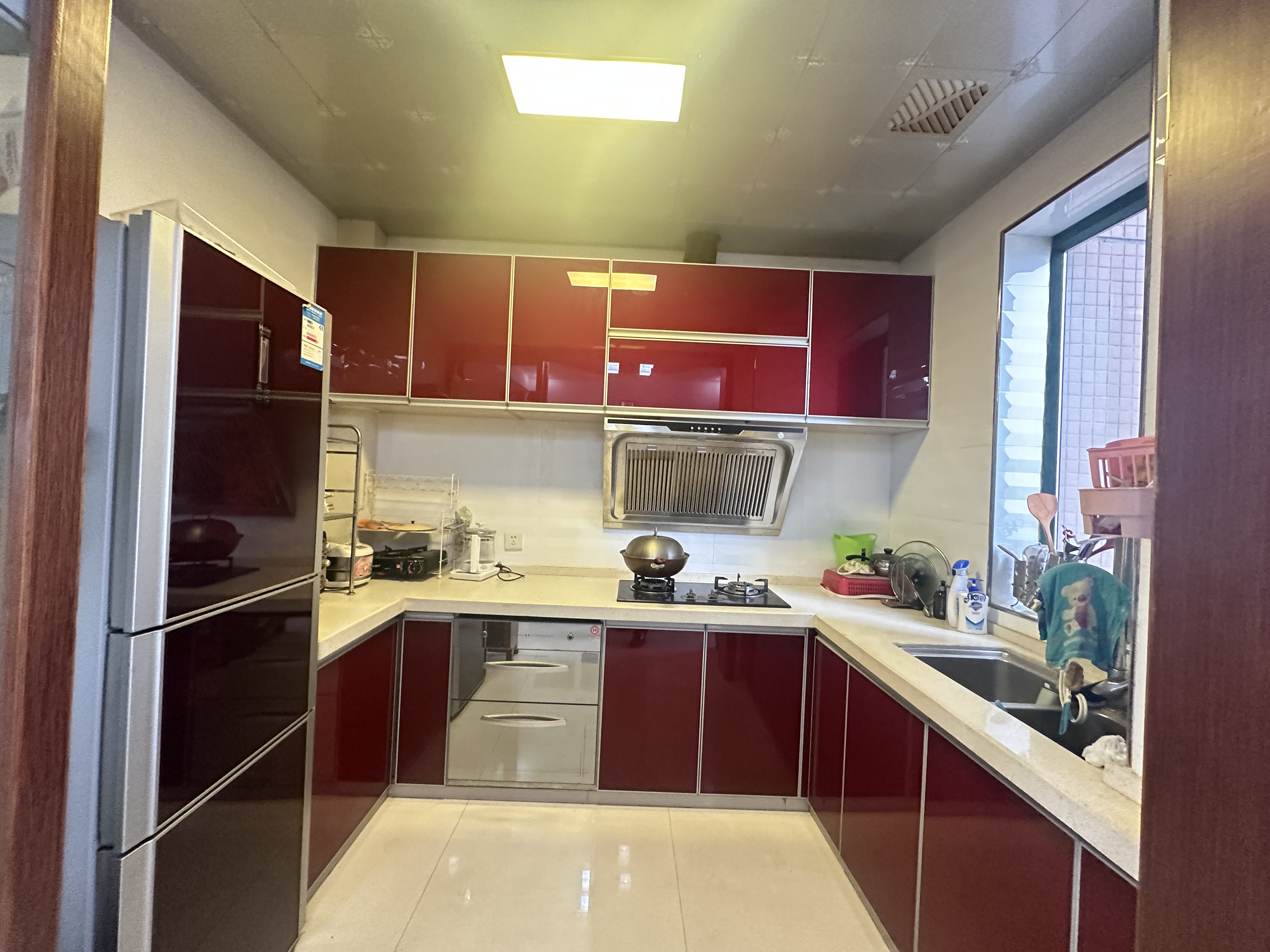 蓝盾景园二期 4室2厅2卫 62.8万 蓝盾景园二期 4室2厅2卫 62.8万室内图