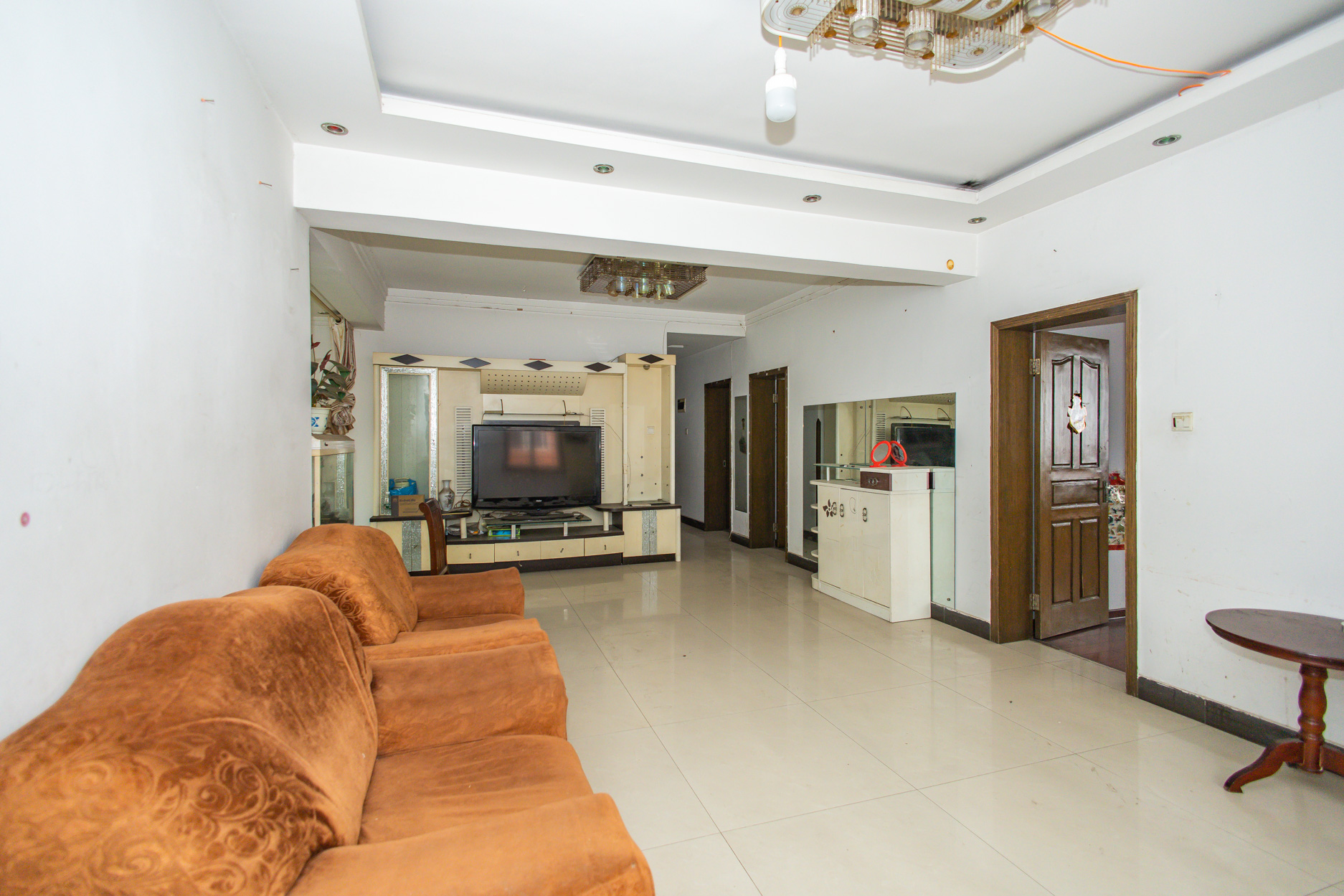 湘绣城 3室2厅1卫 50.7万 湘绣城 3室2厅1卫 50.7万客厅