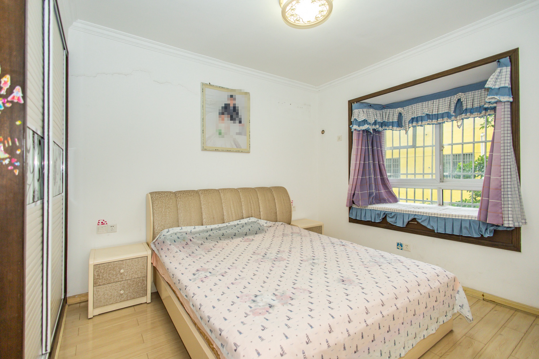 紫晶城 3室2厅1卫 66.8万 紫晶城 3室2厅1卫 66.8万卧室