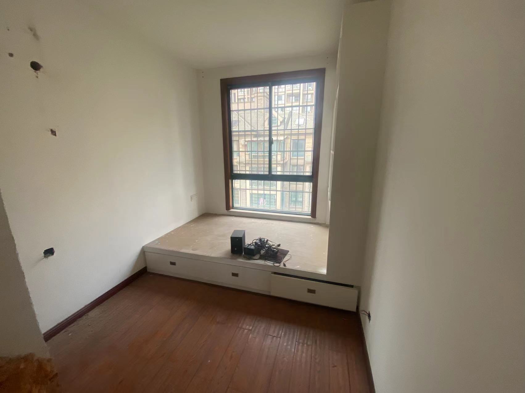 尚格名城香榭丽舍  3室2厅1卫    39.0万 尚格名城香榭丽舍  3室2厅1卫    39.0万室内图