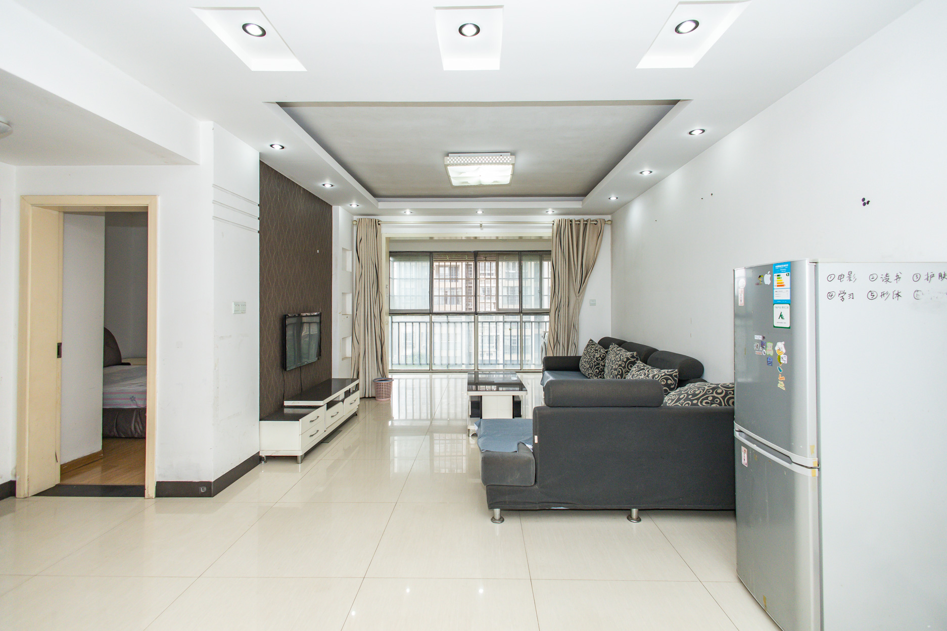 紫晶城  2室2厅1卫    60.0万客厅