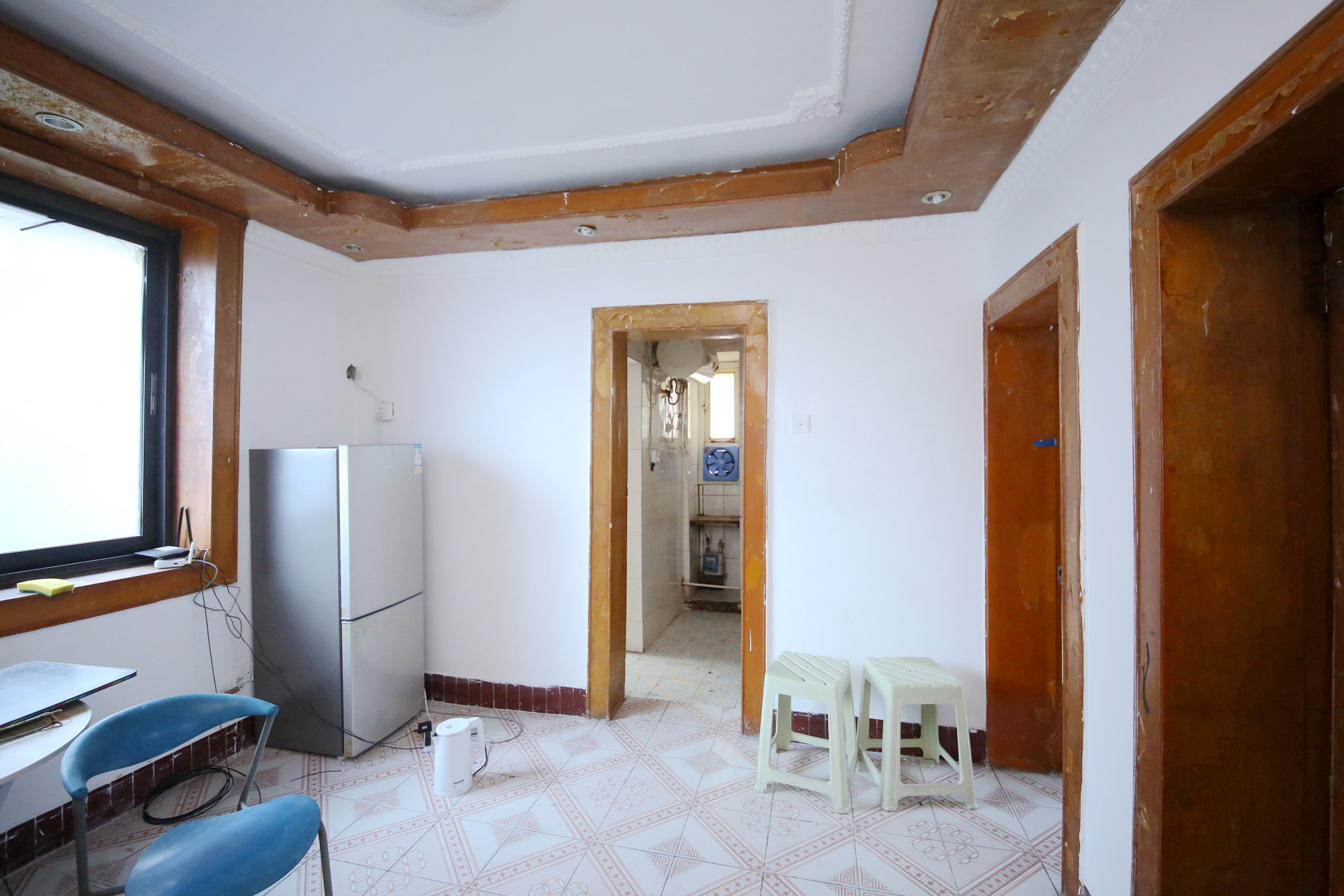 席草田散盘  2室1厅1卫    42.0万客厅