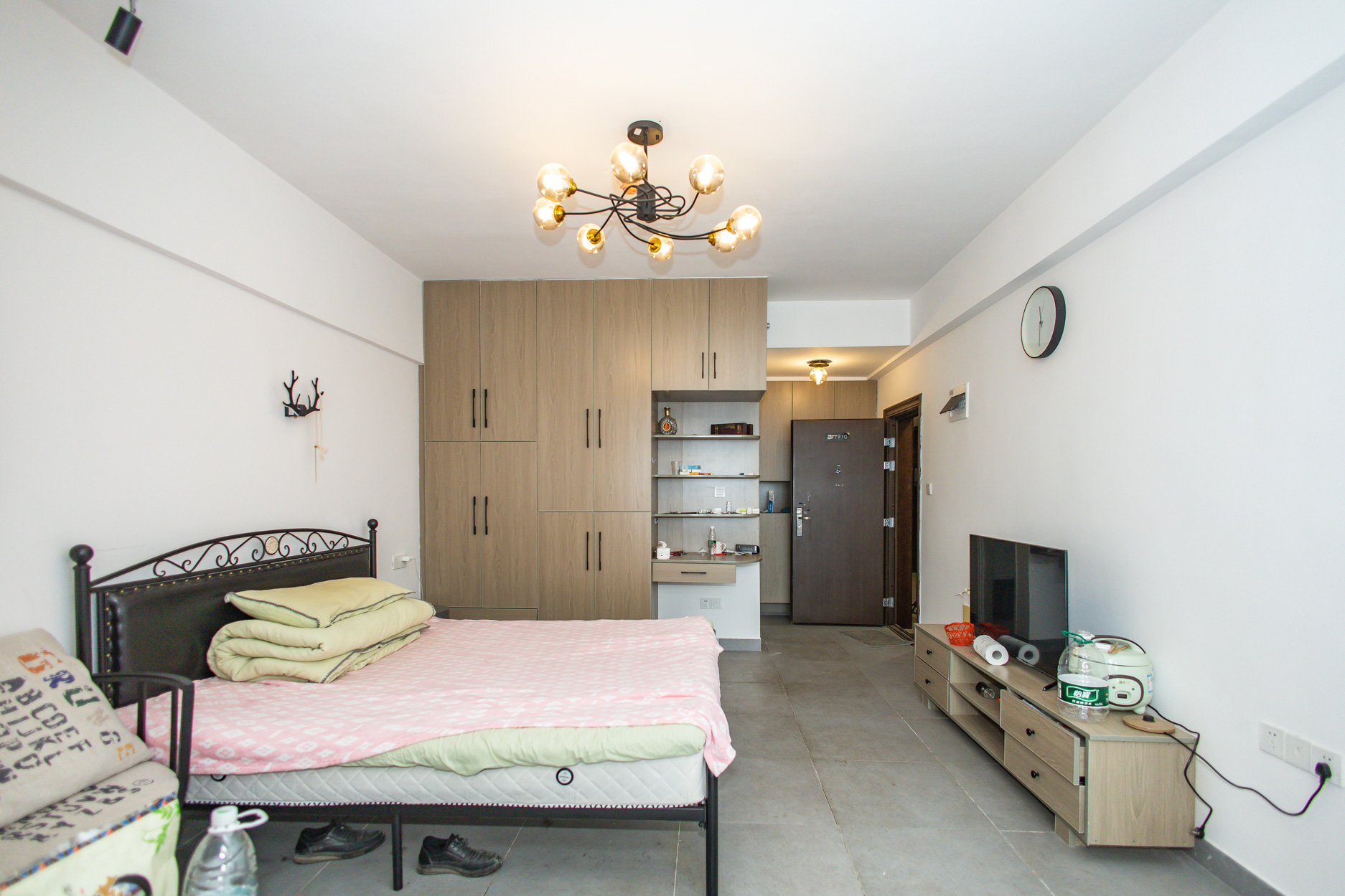 未来漫城 1室1厅1卫 43.80万 未来漫城 1室1厅1卫 43.80万客厅