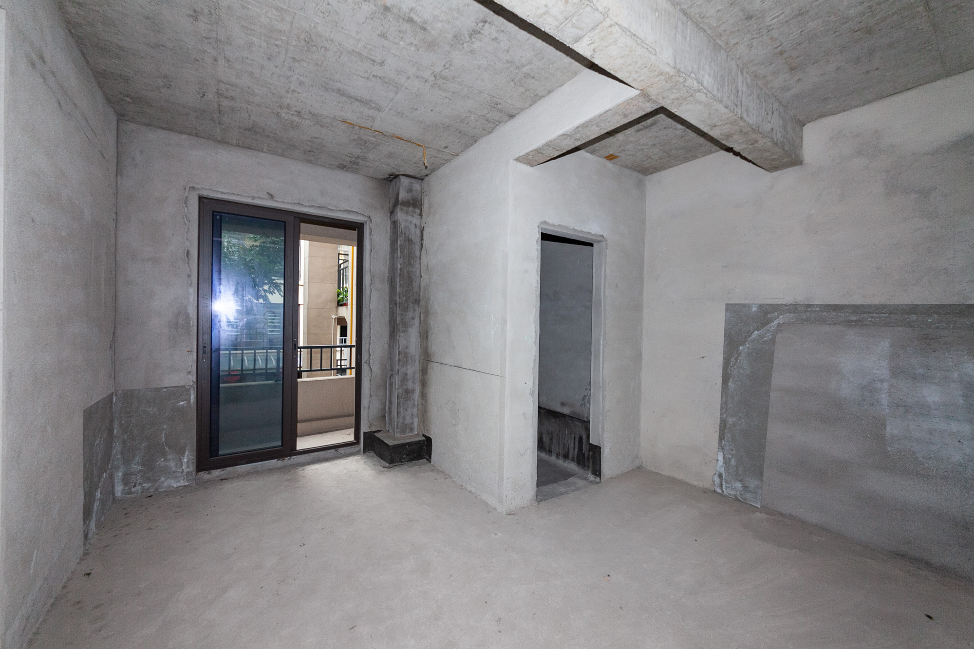 龙湖璟宸原著（龙湖紫宸）  5室2厅3卫    220.0万其他