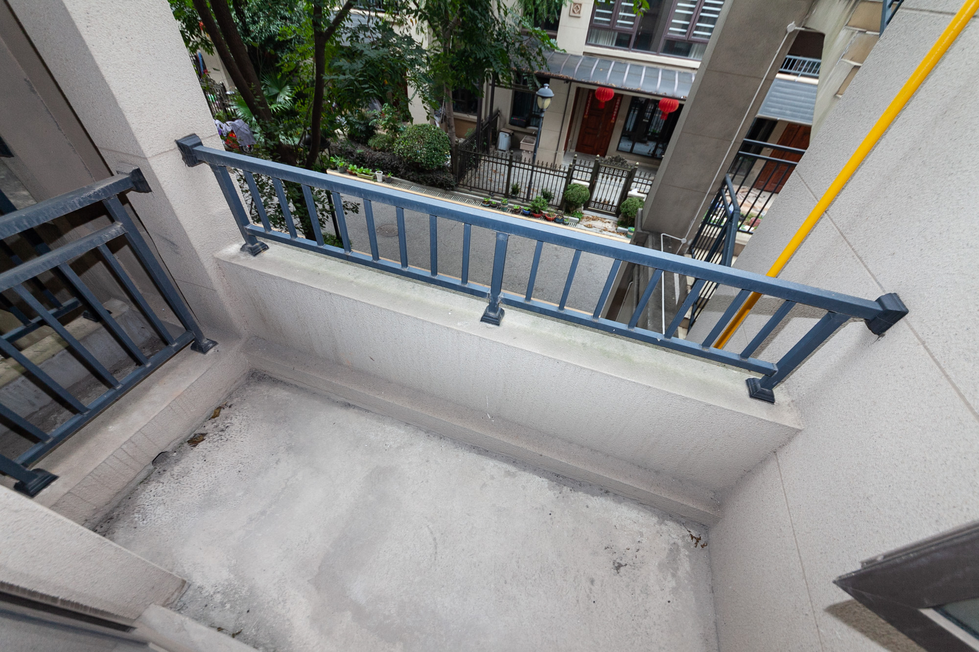 龙湖璟宸原著（龙湖紫宸）  5室2厅3卫    220.0万阳台