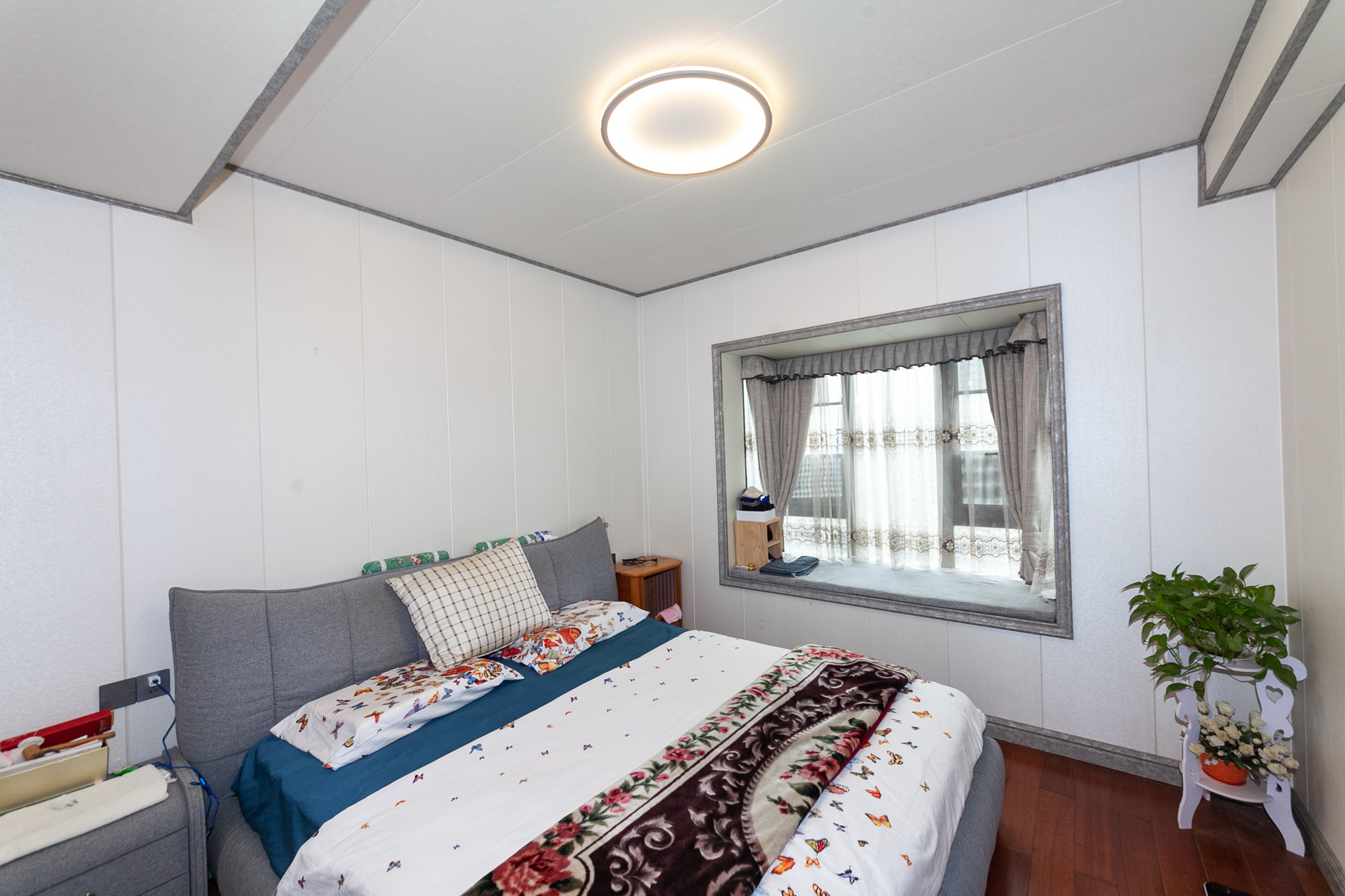 勤诚达境界城  4室2厅2卫    130.0万卧室