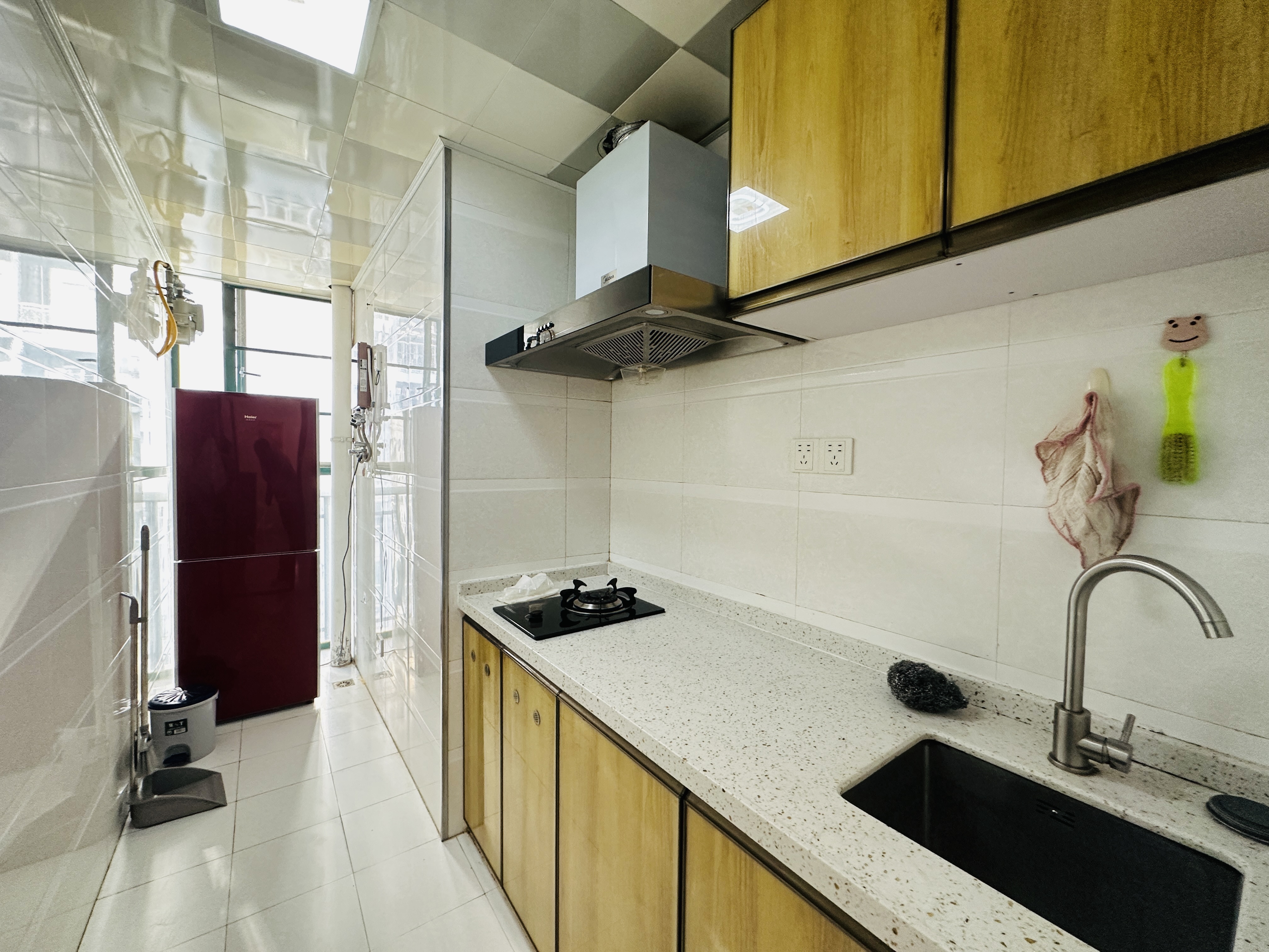 御景峰 2室2厅1卫 142.0万 御景峰 2室2厅1卫 142.0万厨房