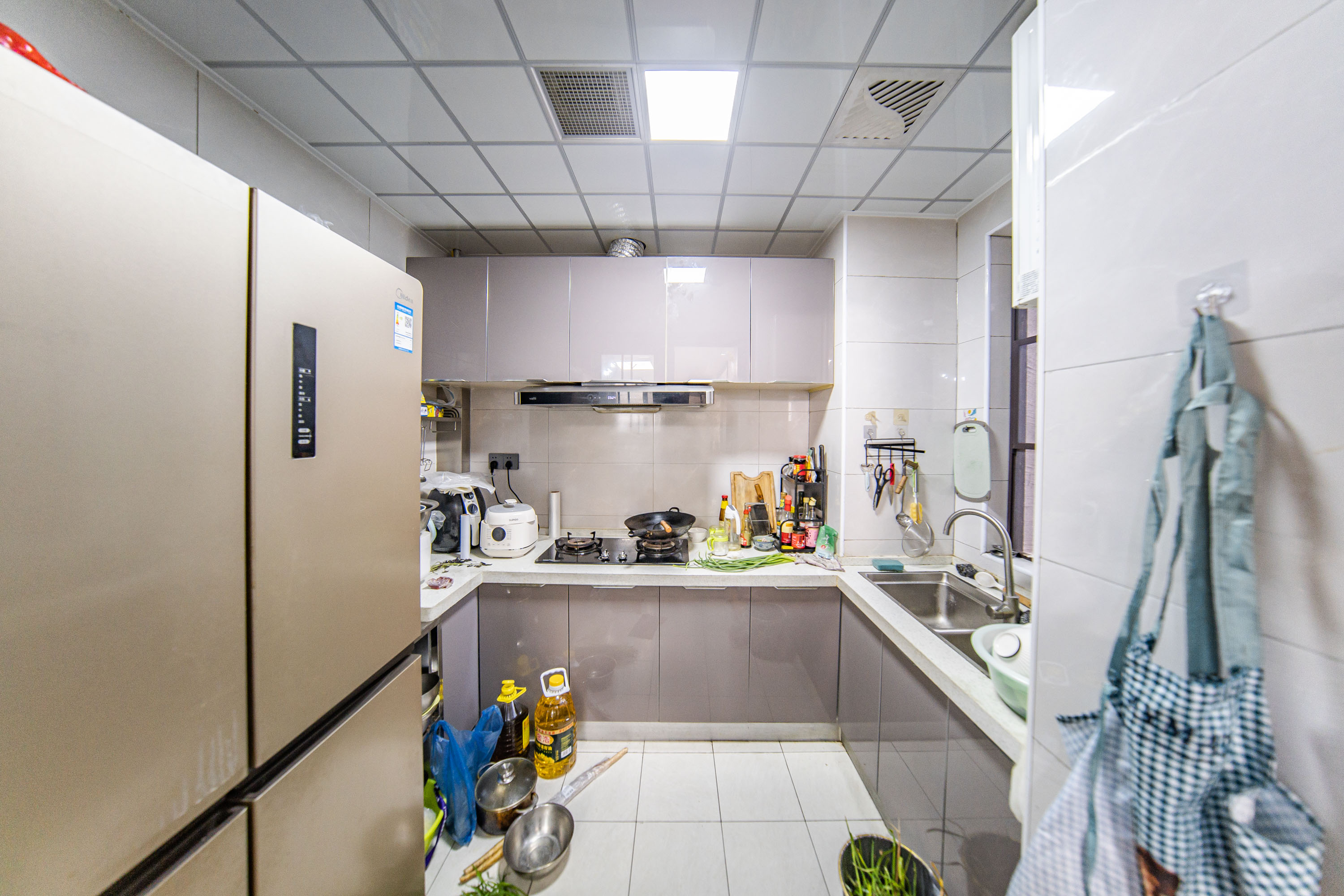 合能洋湖公馆  3室2厅2卫    102.0万厨房