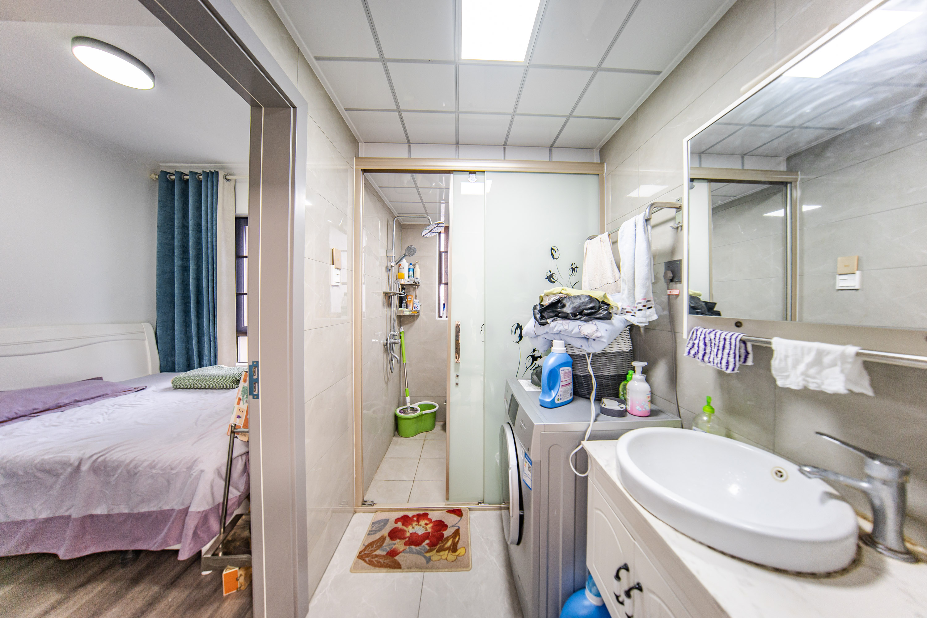 合能洋湖公馆  3室2厅2卫    102.0万卫生间